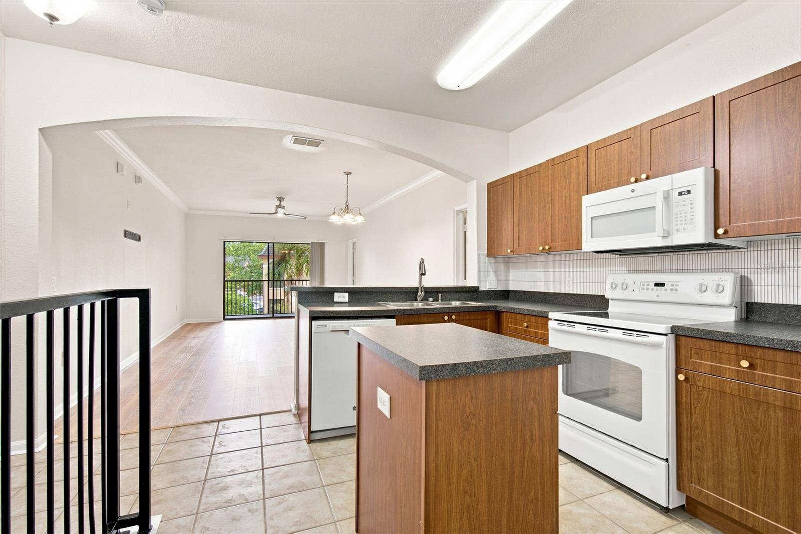 2151 CHIANTI PL #12-122, Palm Harbor, FL 34683