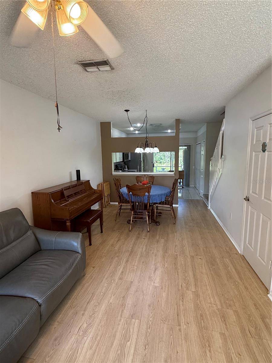 30035 GRANDA HILLS CT, Wesley Chapel, FL 33543