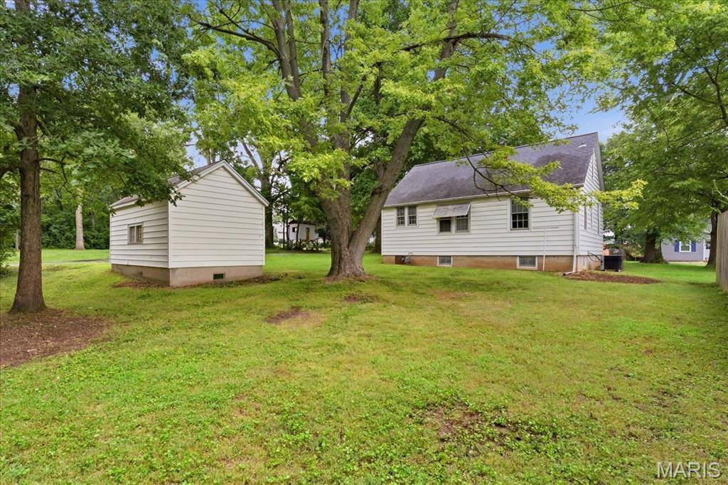 516 W Randle ST, Lebanon, IL 62254
