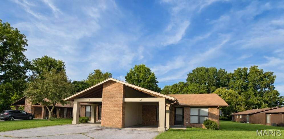 3 N 75th ST #3N & 5N, Belleville, IL 62223