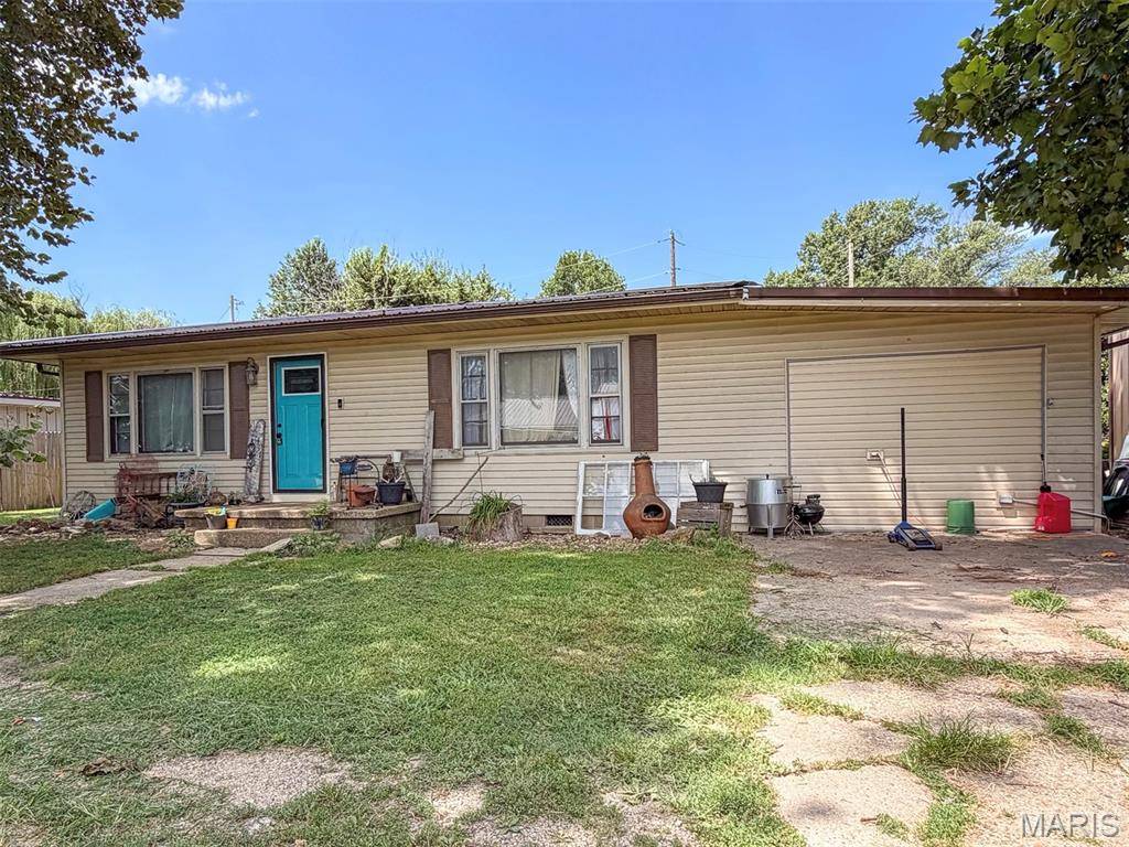 411 N Short ST, Advance, MO 63730