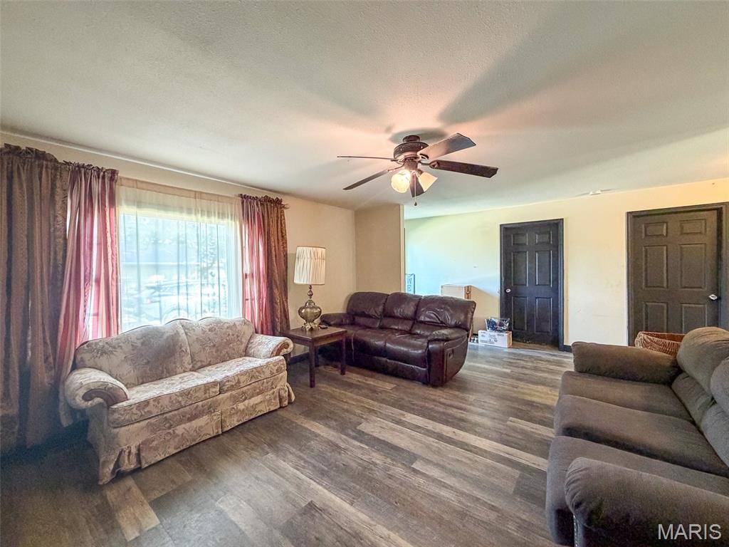 411 N Short ST, Advance, MO 63730