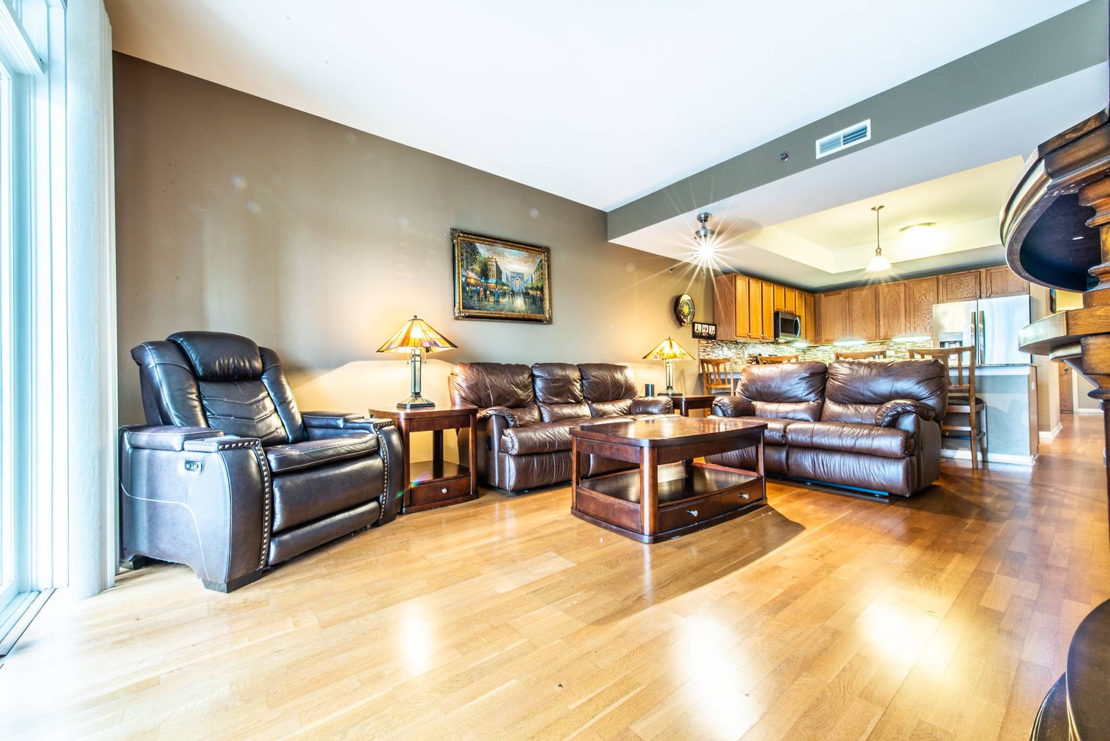 6400 N Northwest HWY #203, Chicago, IL 60631