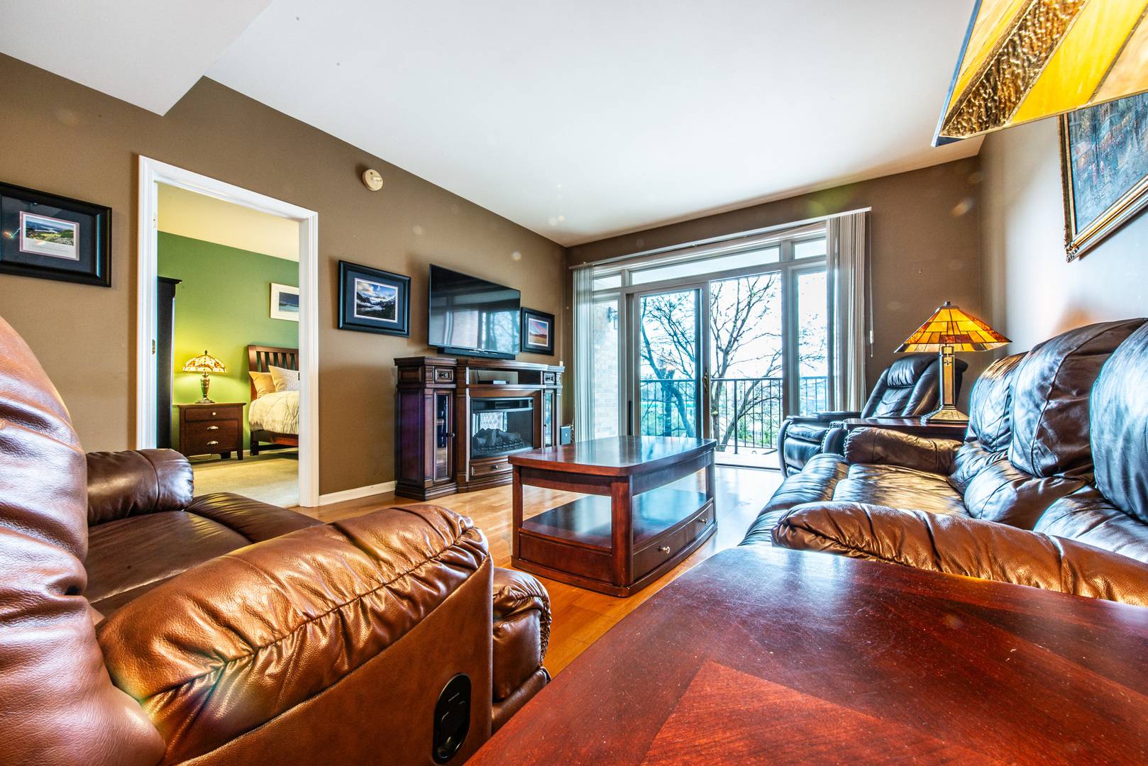6400 N Northwest HWY #203, Chicago, IL 60631
