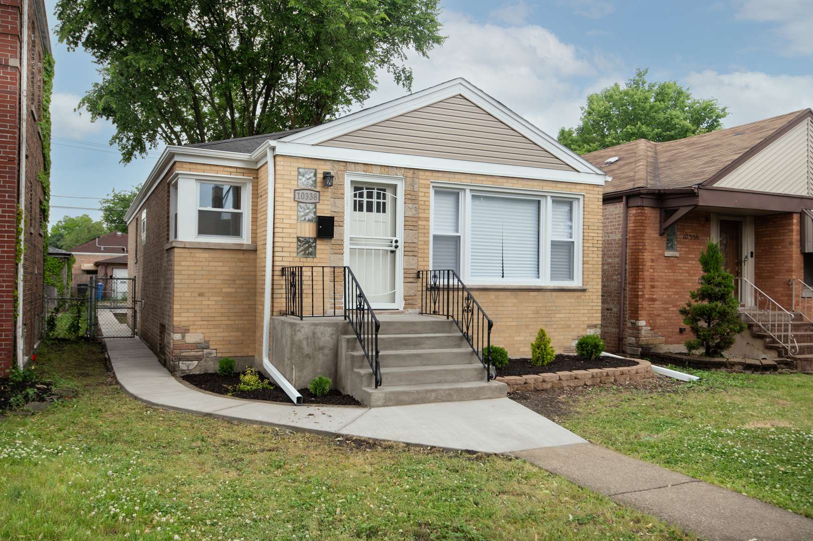 10338 S Vernon AVE, Chicago, IL 60628