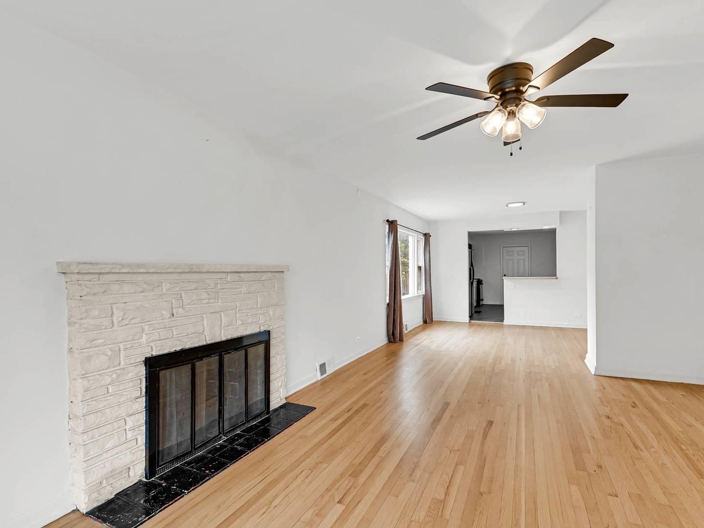 1749 E 71st PL, Chicago, IL 60649