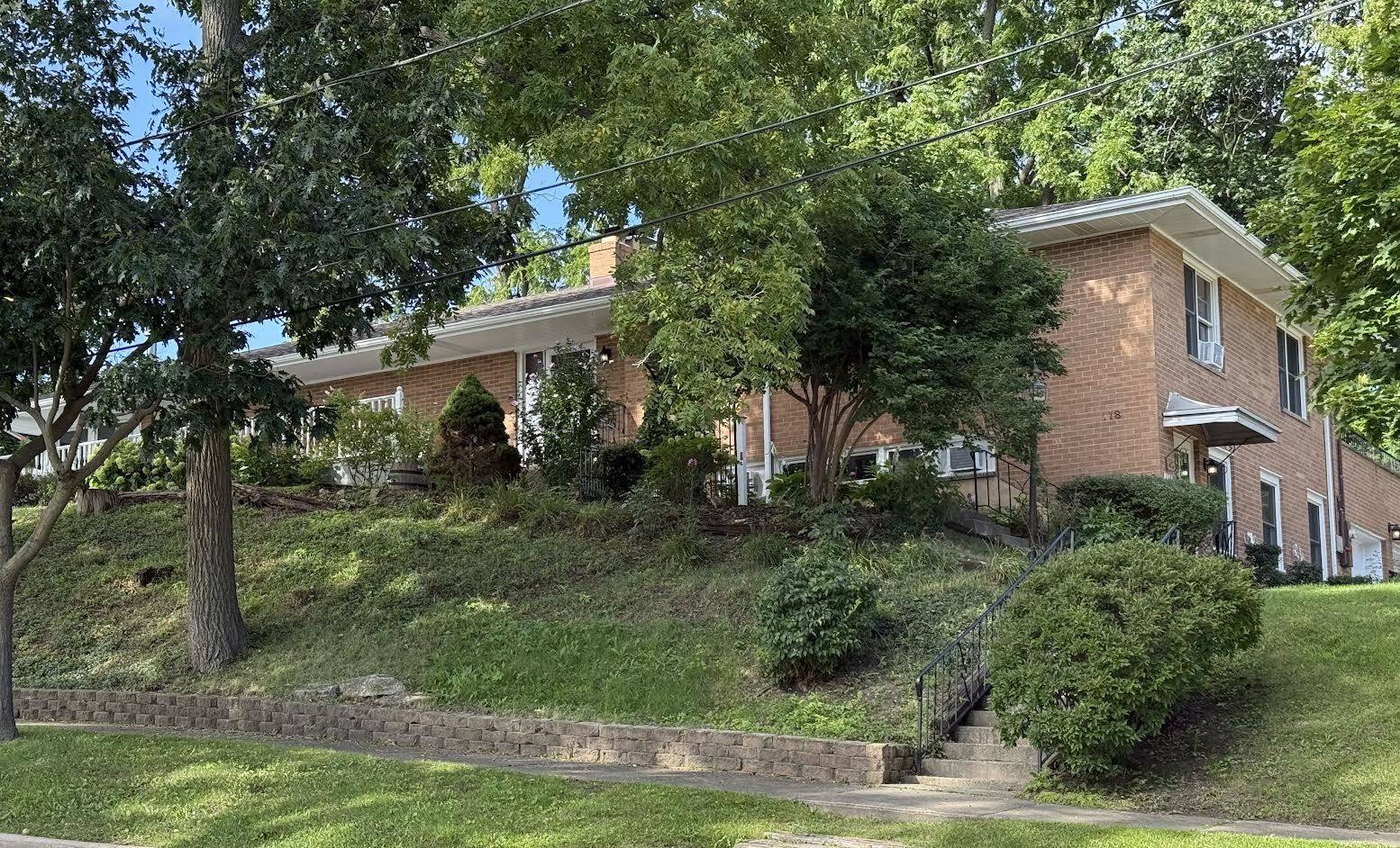 118 N 3rd ST, West Dundee, IL 60118