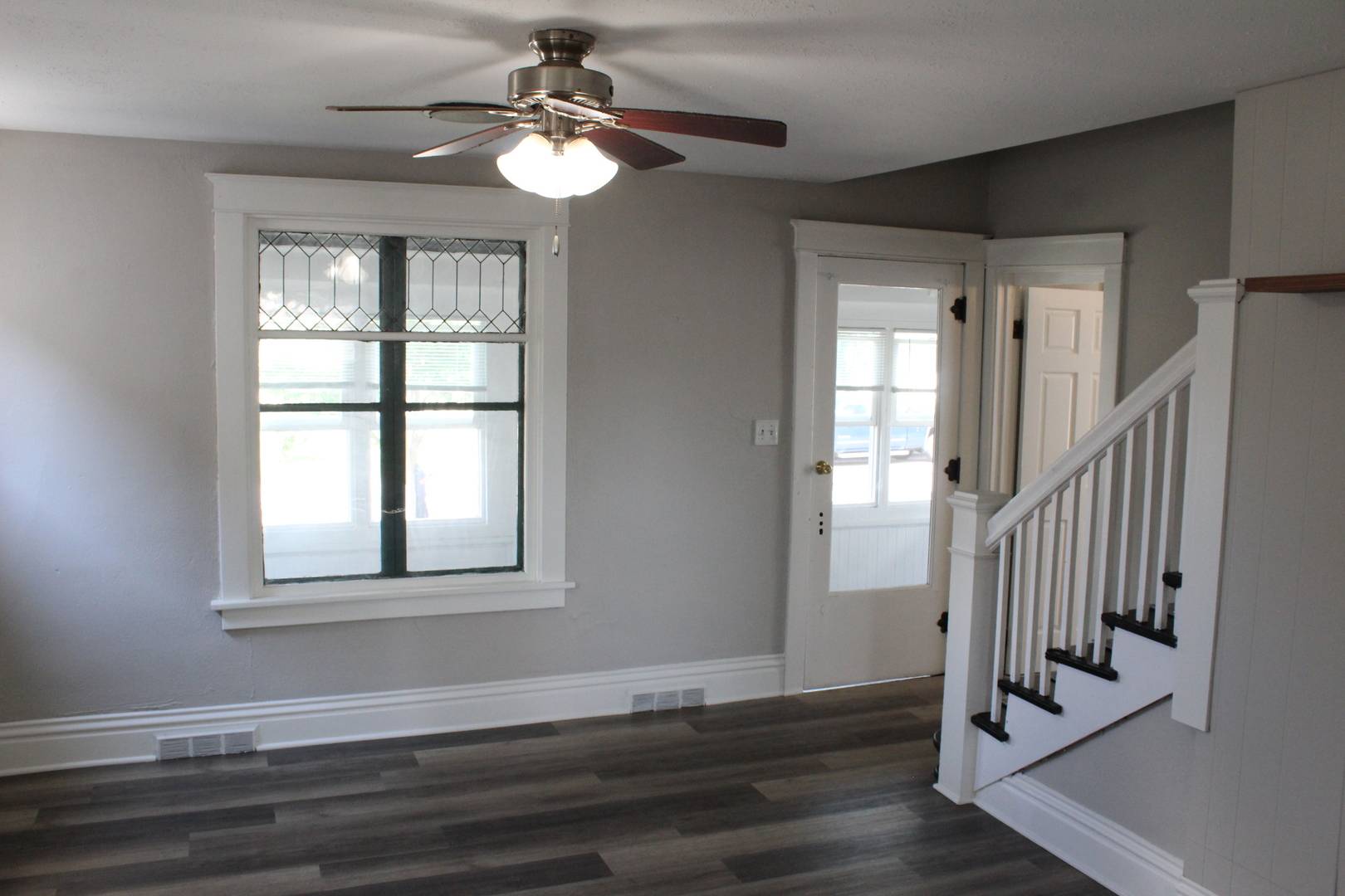 765 Columbia ST, Aurora, IL 60505
