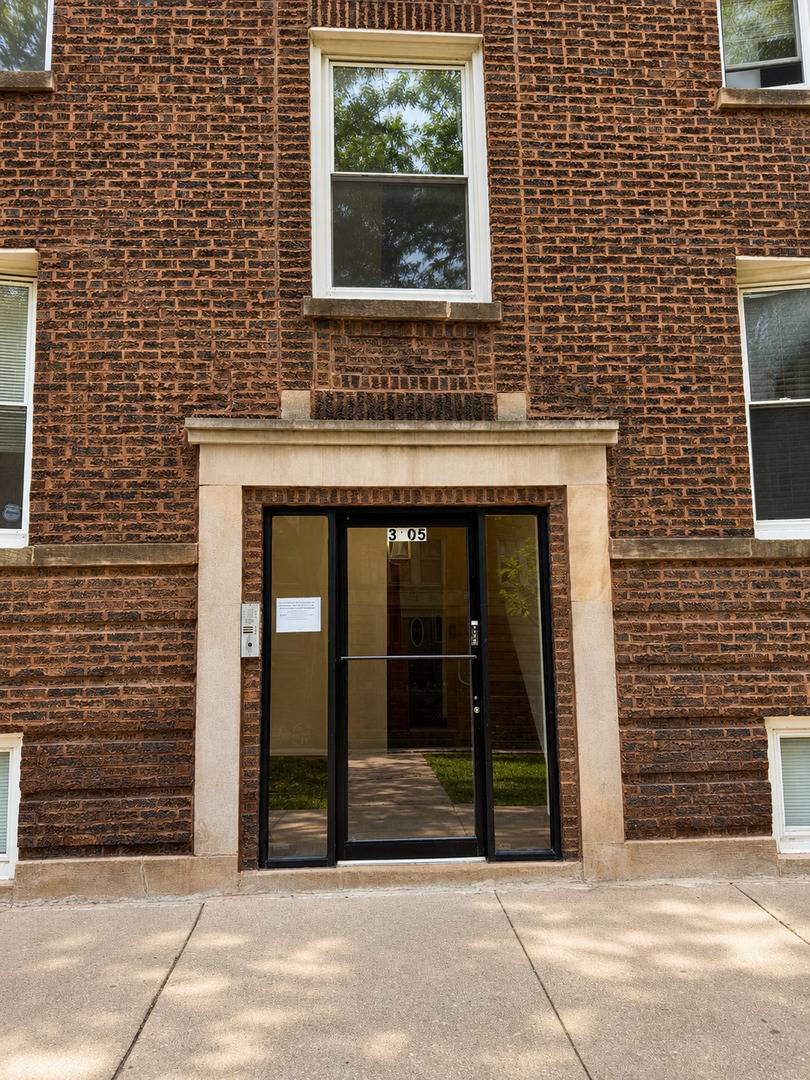 3105 W Argyle ST #1, Chicago, IL 60625
