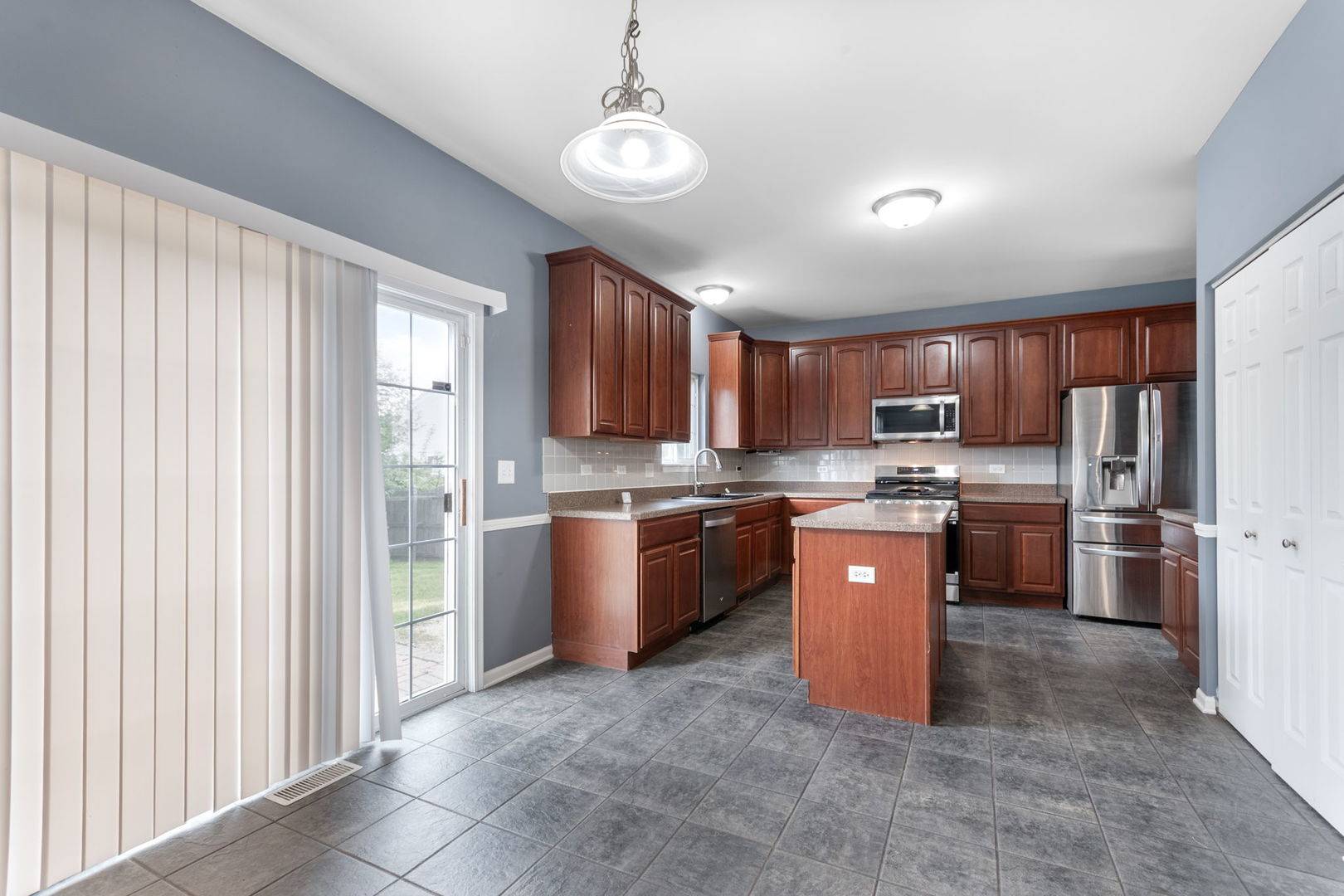 14610 General DR, Plainfield, IL 60544