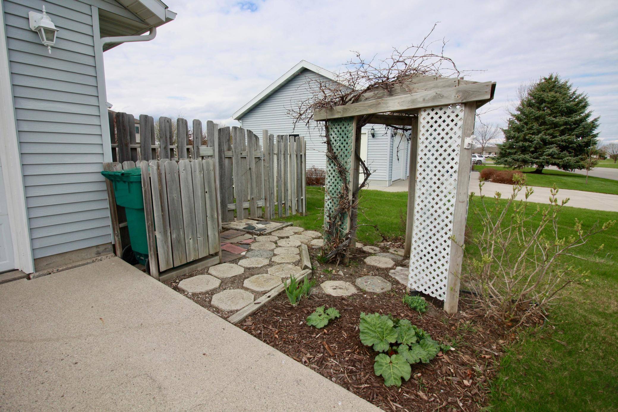 301 15th ST N, Breckenridge, MN 56520