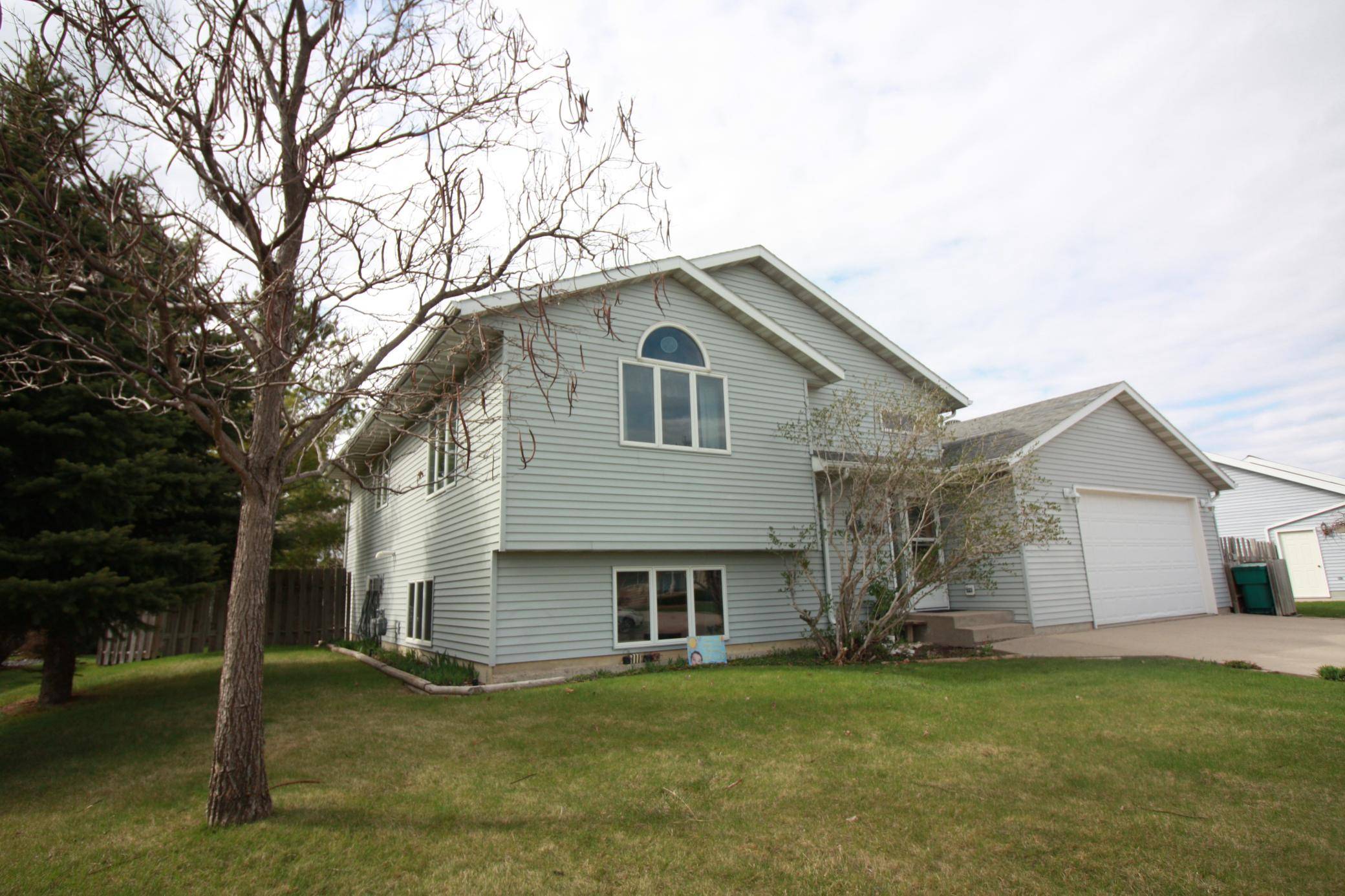 301 15th ST N, Breckenridge, MN 56520