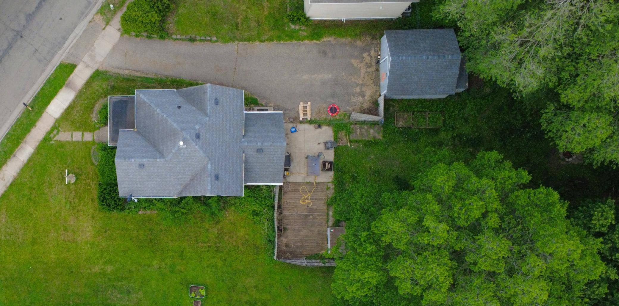 410 Frank Hall DR, Albert Lea, MN 56007