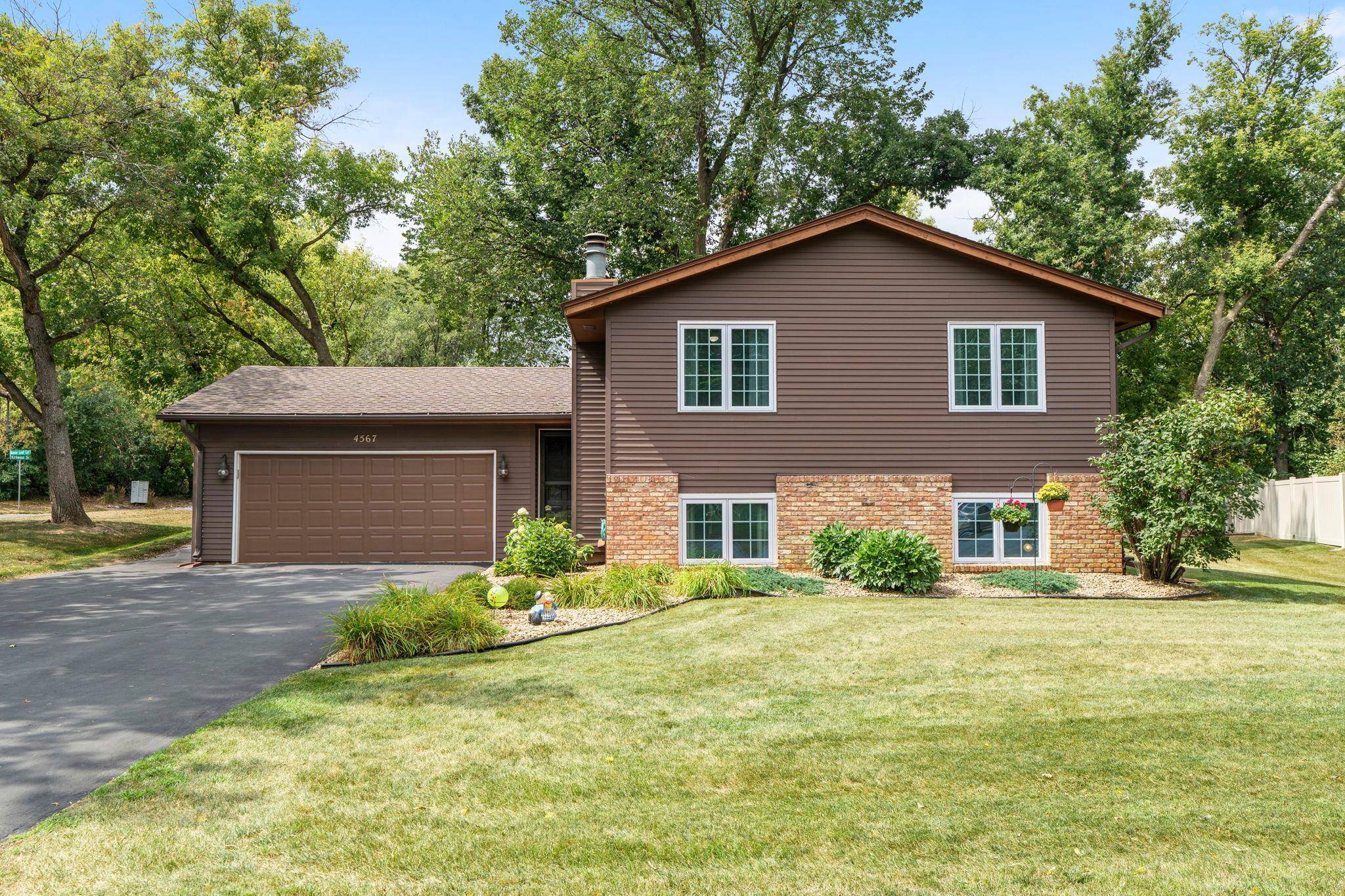 4567 Kirkwood CIR, Eagan, MN 55123