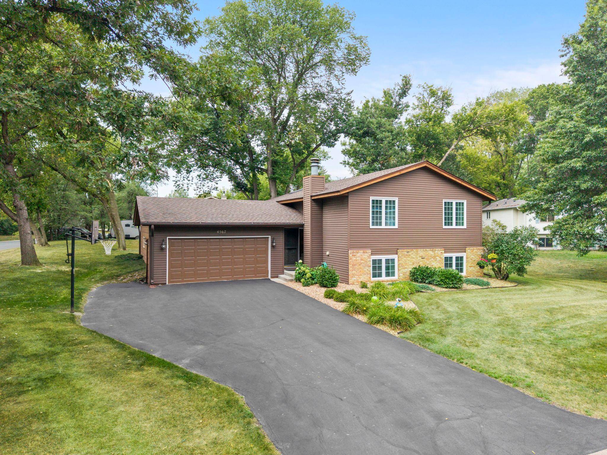 4567 Kirkwood CIR, Eagan, MN 55123