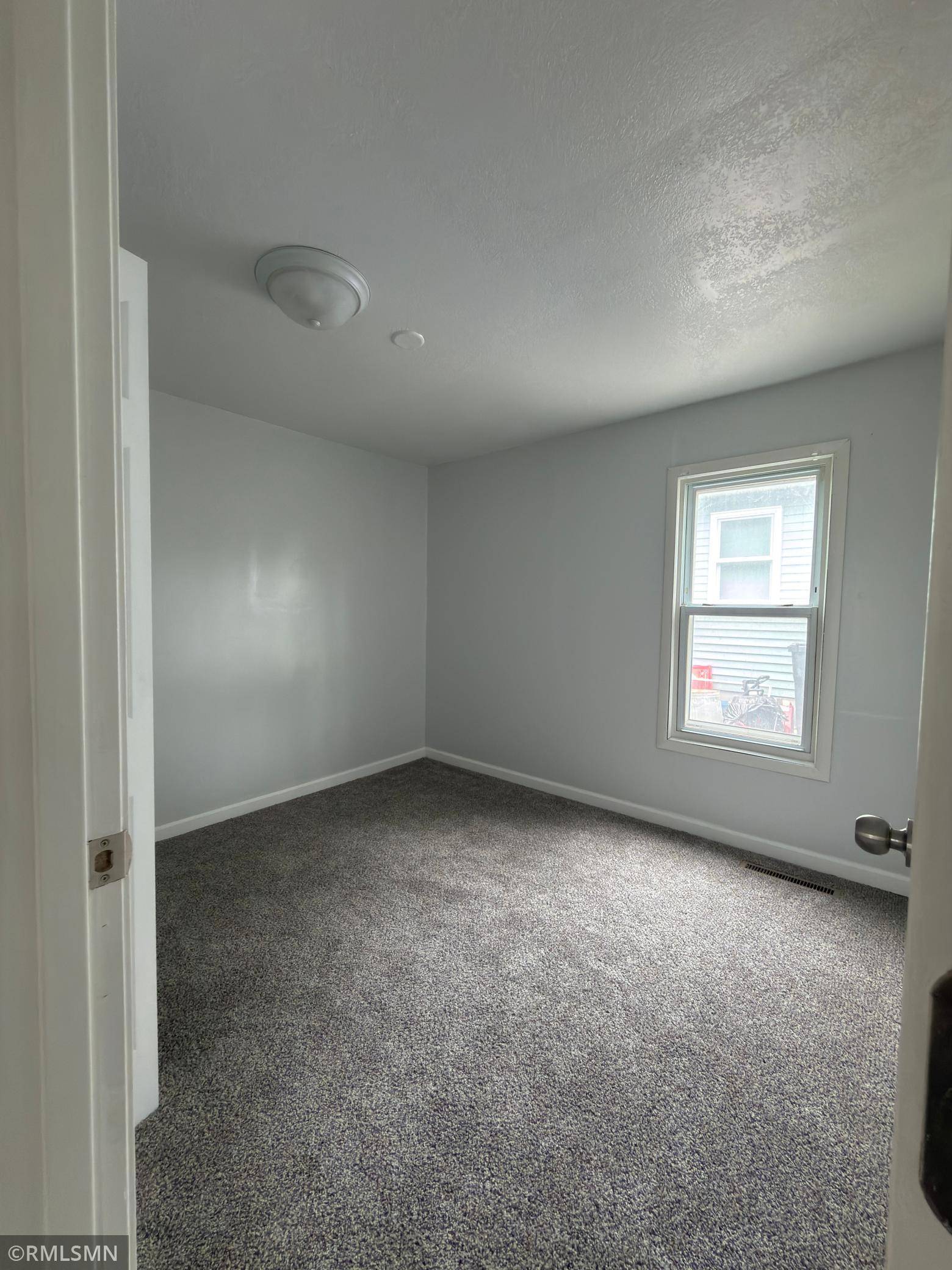 1071 Norton ST, Saint Paul, MN 55117