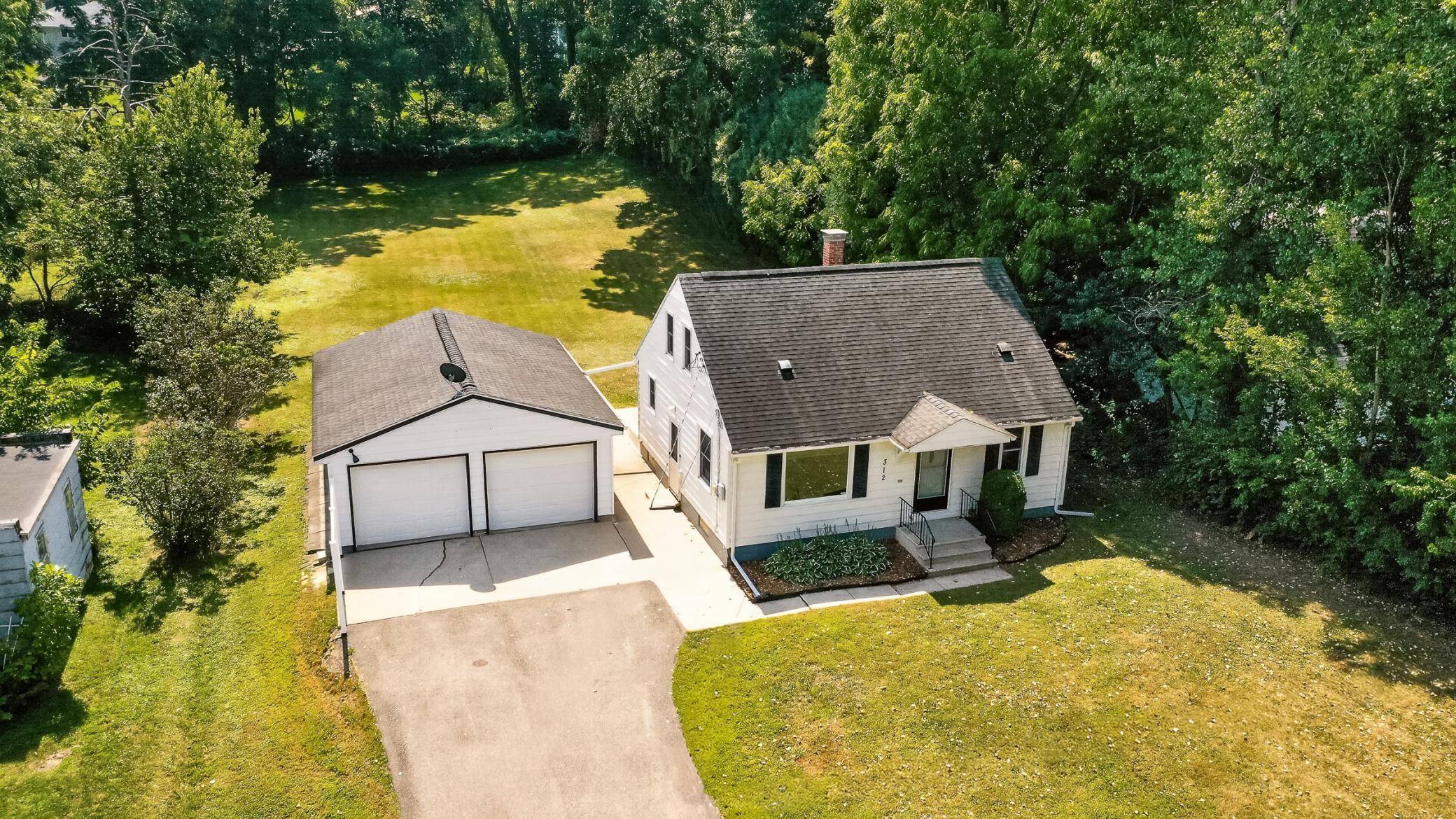312 21st ST SW, Rochester, MN 55902