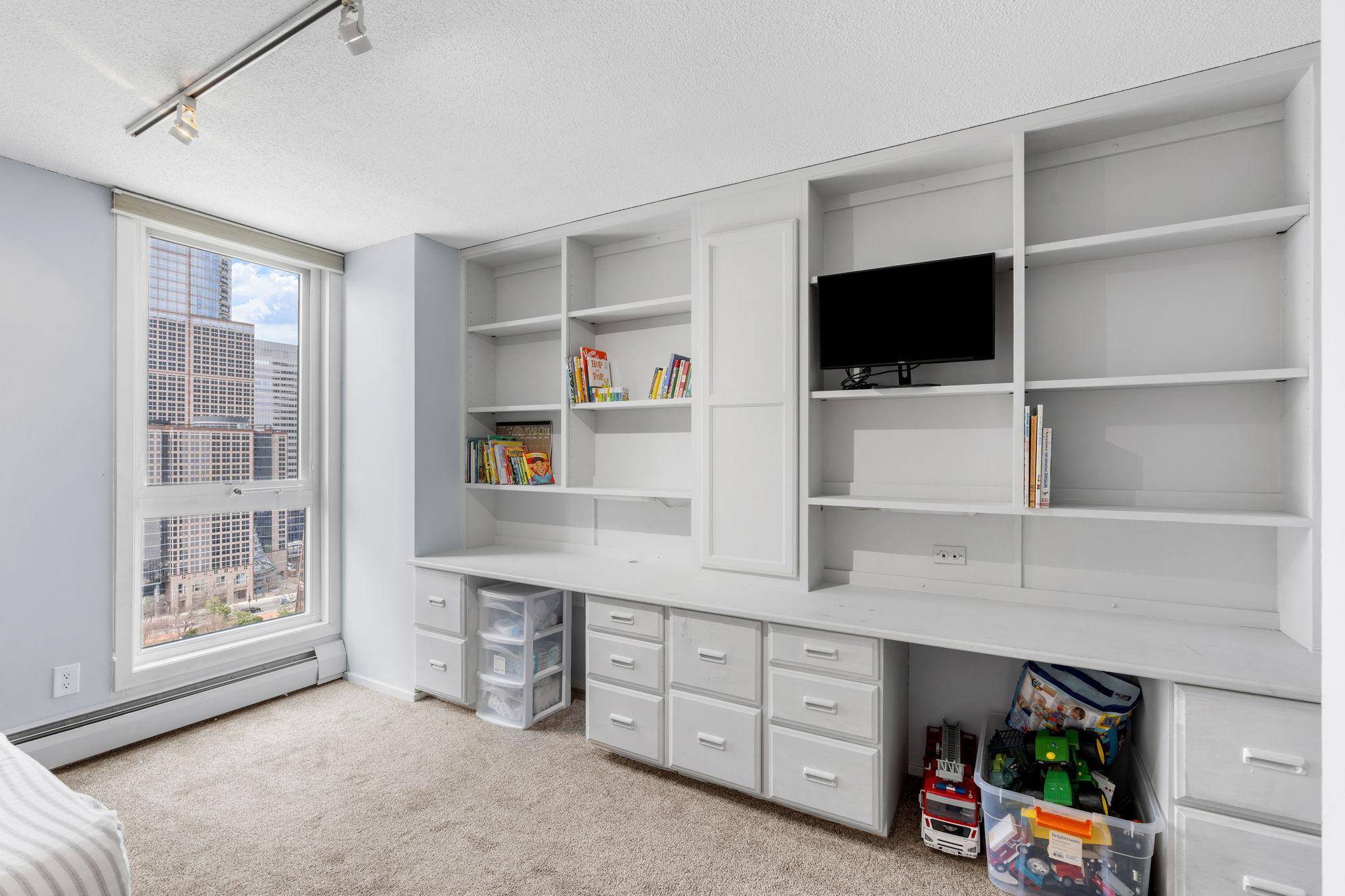 433 S 7th ST #1801, Minneapolis, MN 55415