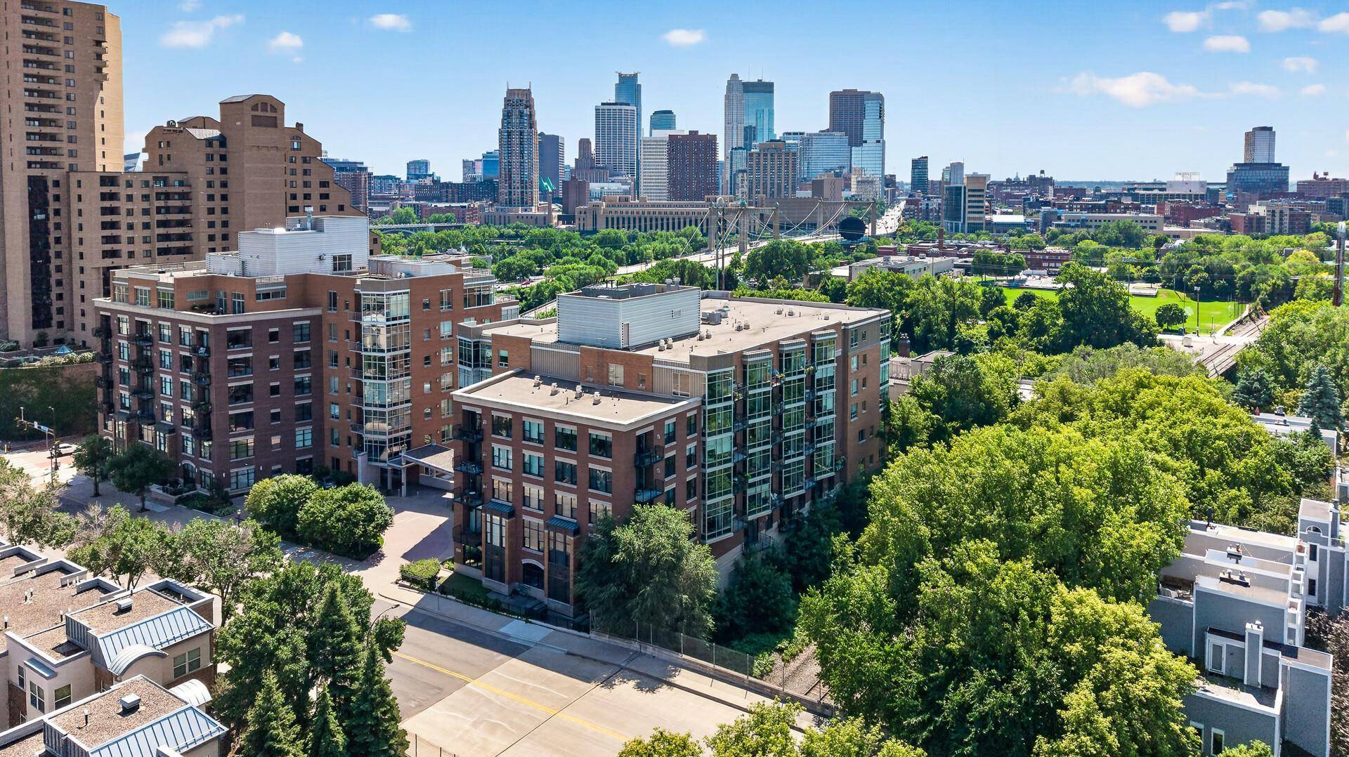 150 2nd ST NE #B404, Minneapolis, MN 55413