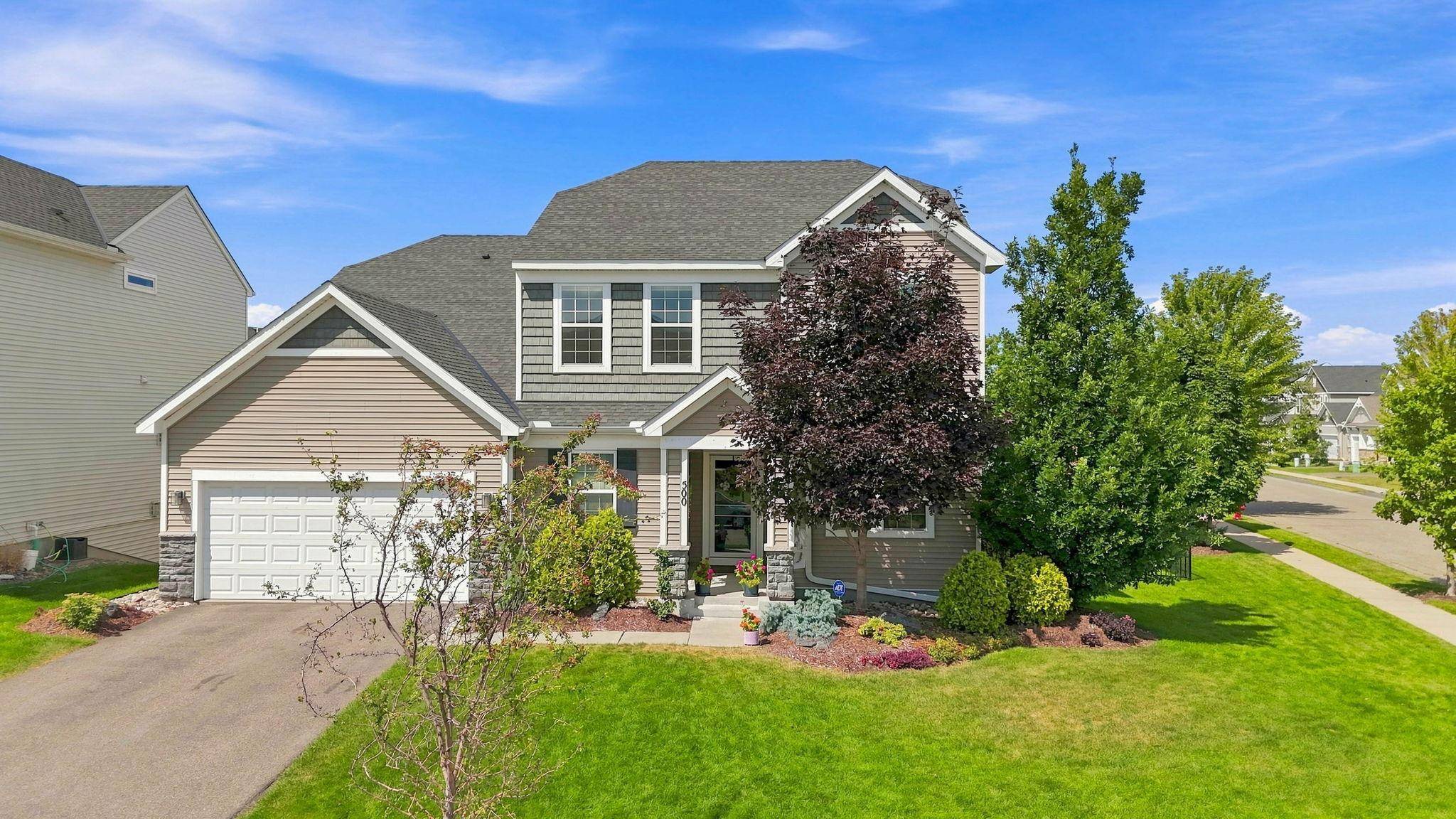 500 Devine DR, New Brighton, MN 55112