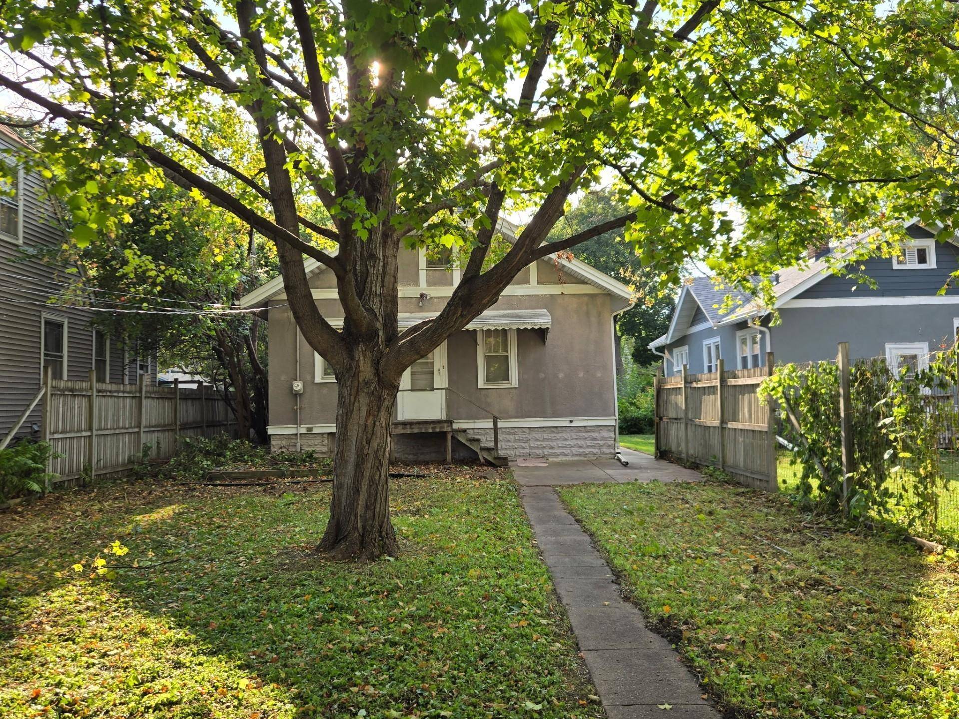 4225 Snelling AVE, Minneapolis, MN 55406