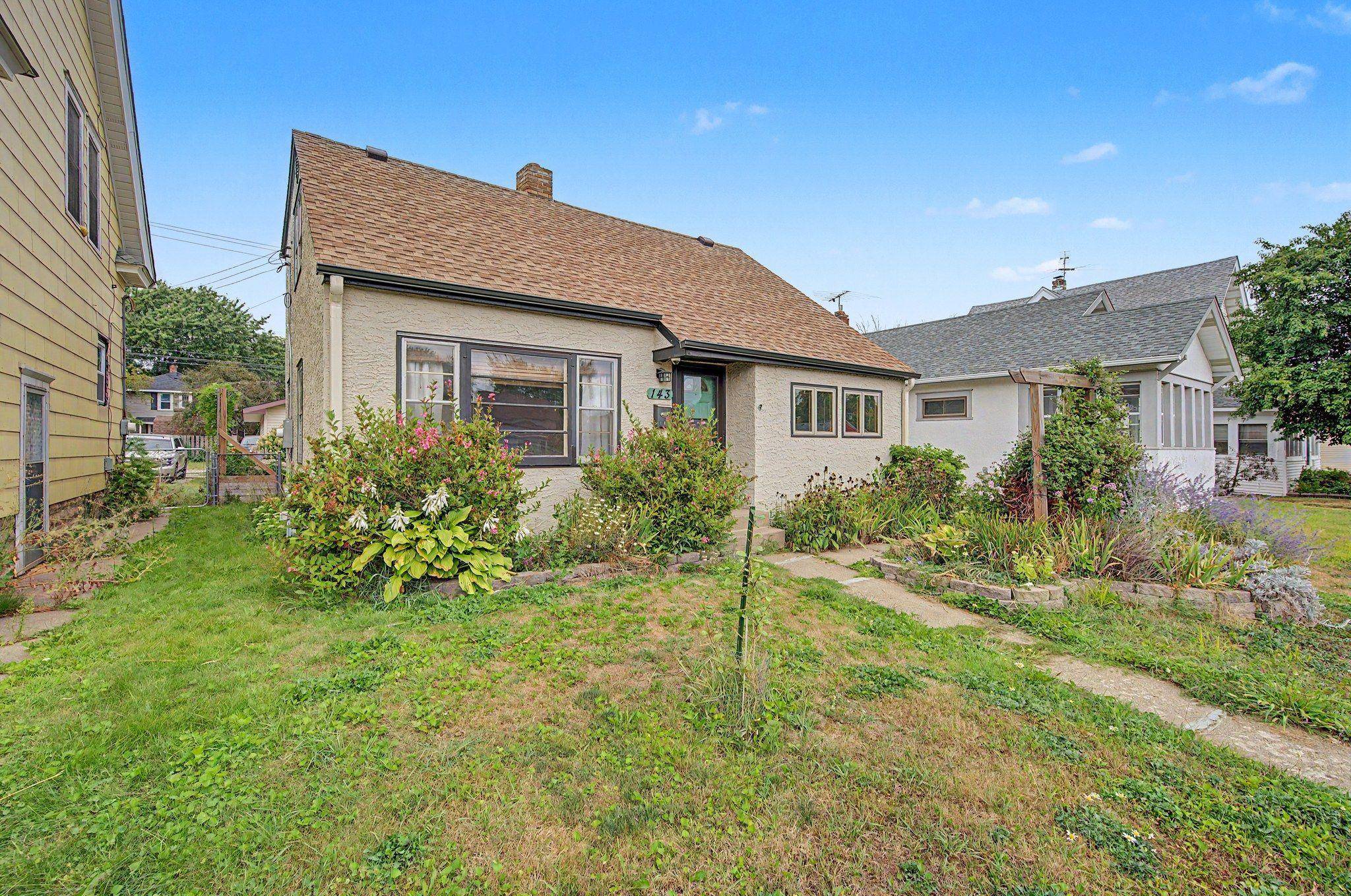 143 12th AVE N, South Saint Paul, MN 55075
