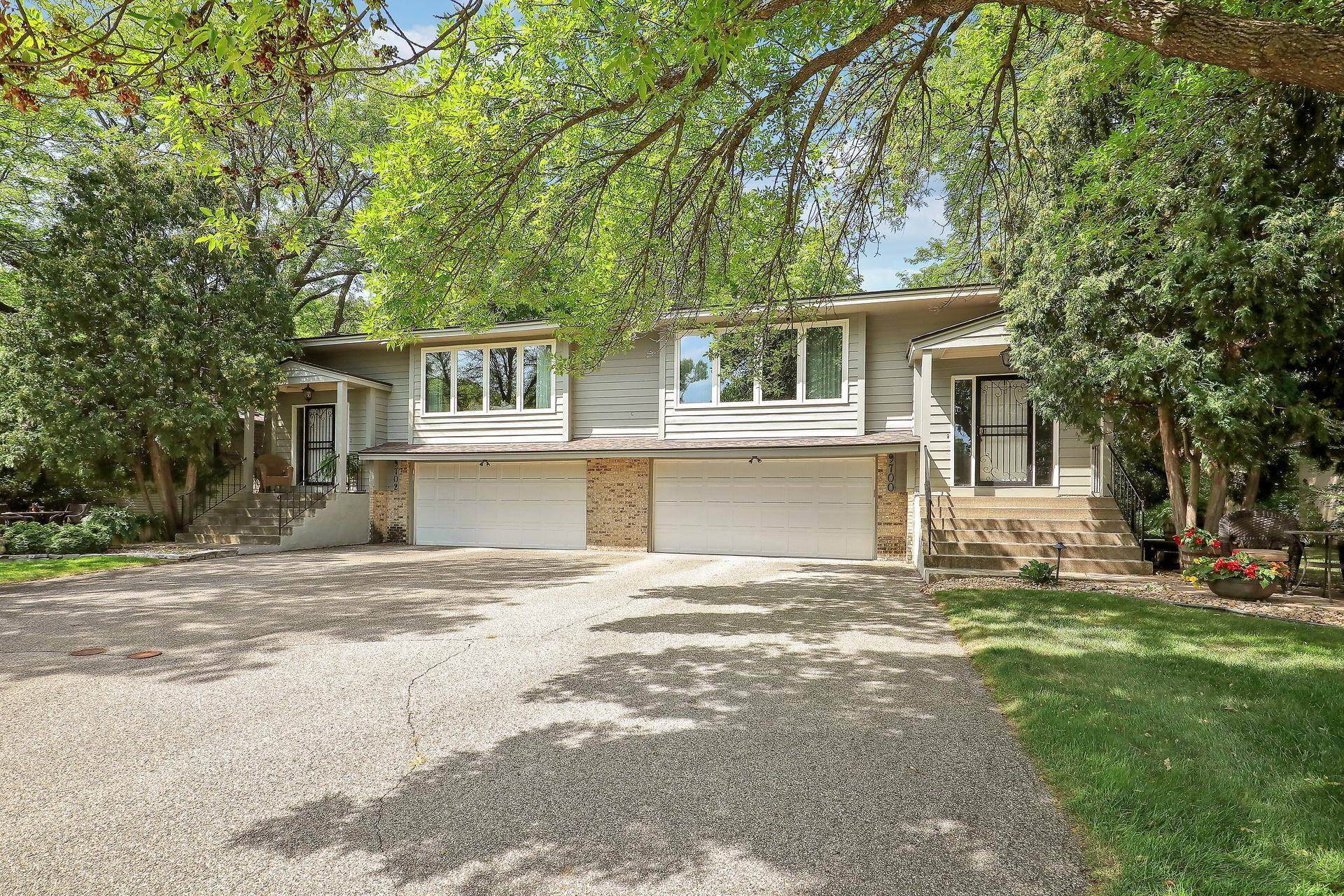 9702 Utica RD, Bloomington, MN 55437