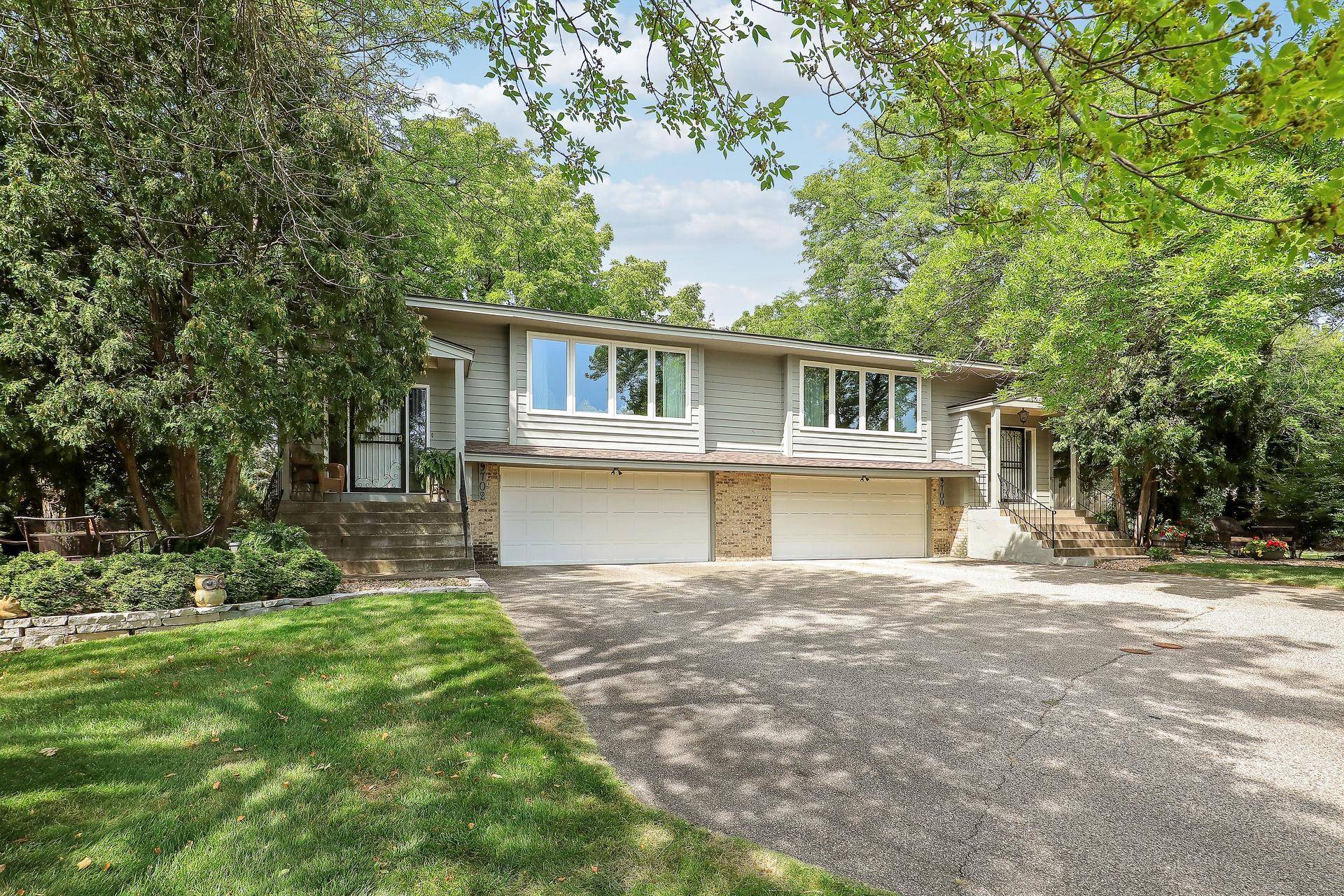 9702 Utica RD, Bloomington, MN 55437