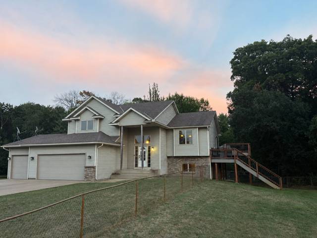 4648 209th AVE NE, East Bethel, MN 55011