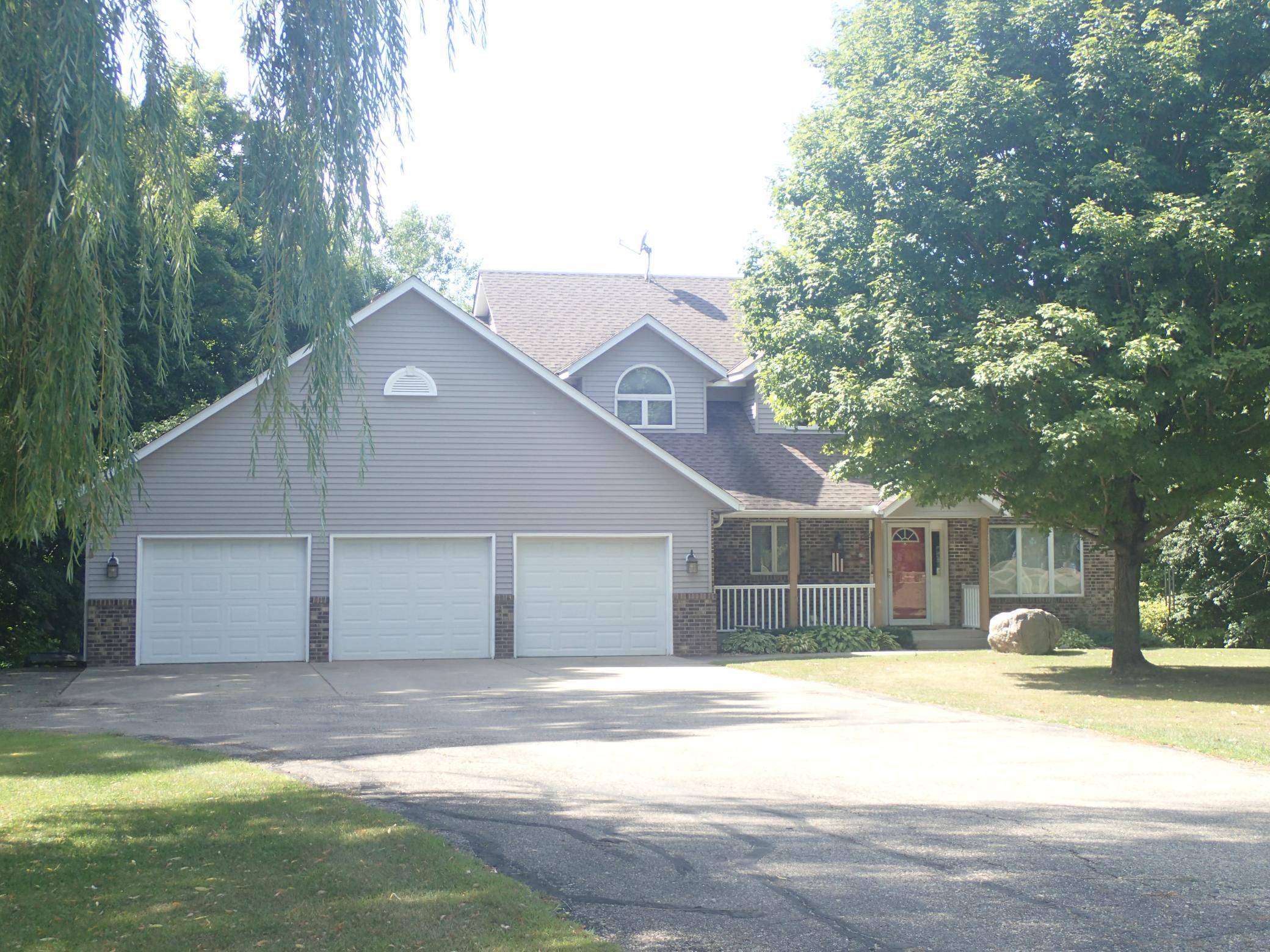 335 Desoto AVE SW, Buffalo, MN 55313