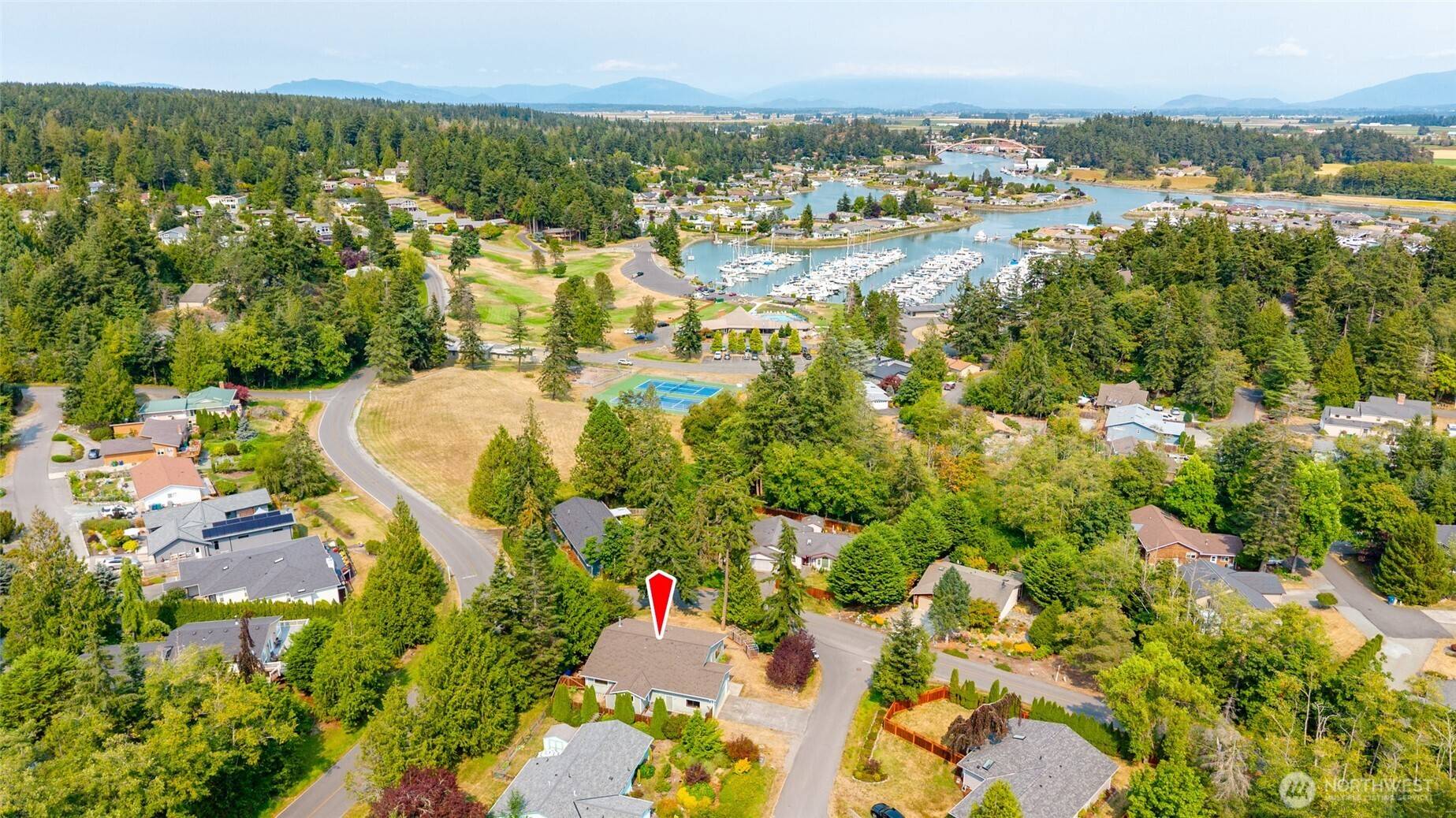 511 Kloshe WAY, La Conner, WA 98257