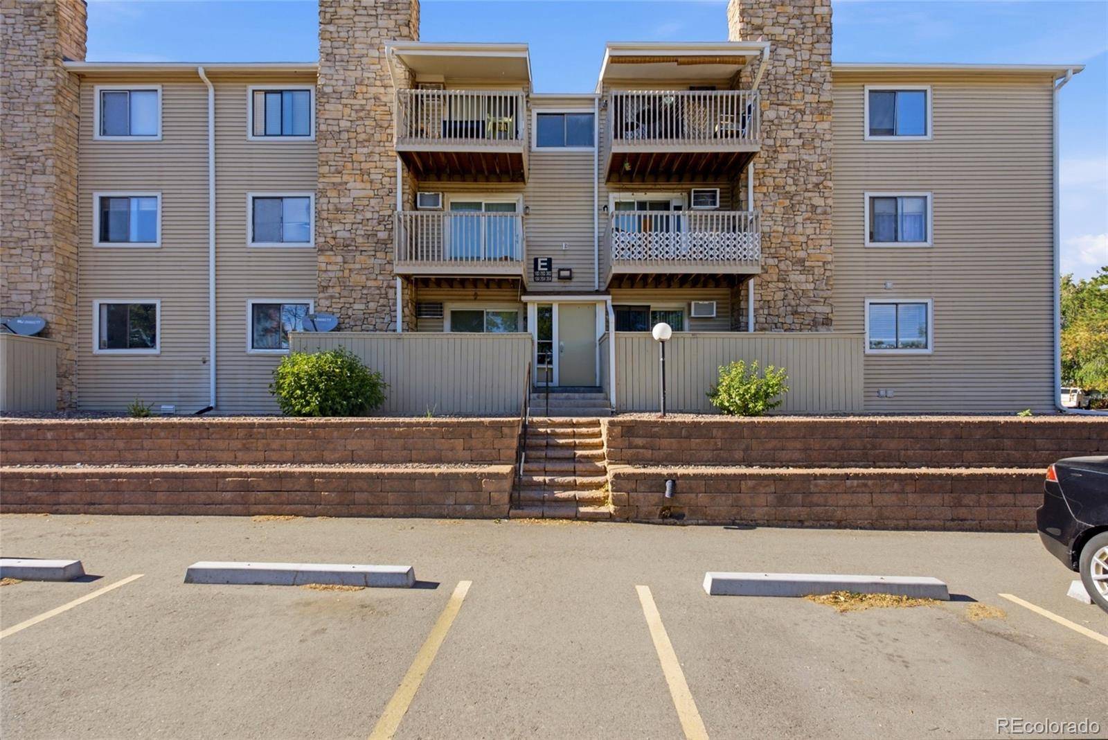 381 S Ames ST #E203, Lakewood, CO 80226