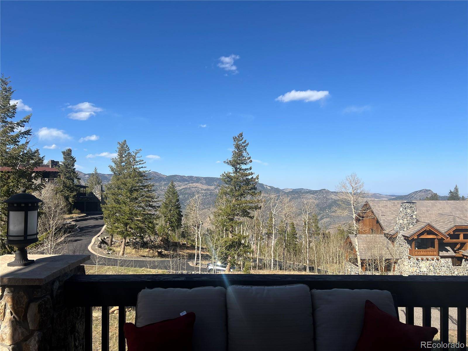 81 Outpost LN, Evergreen, CO 80439
