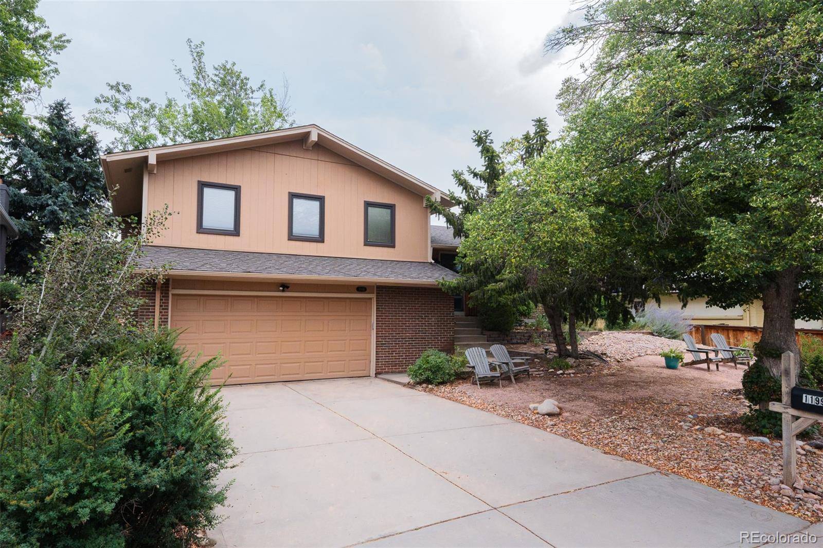 11996 E Oregon CIR, Aurora, CO 80012