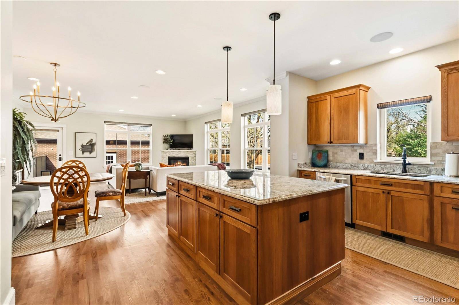 1901 S Logan ST, Denver, CO 80210