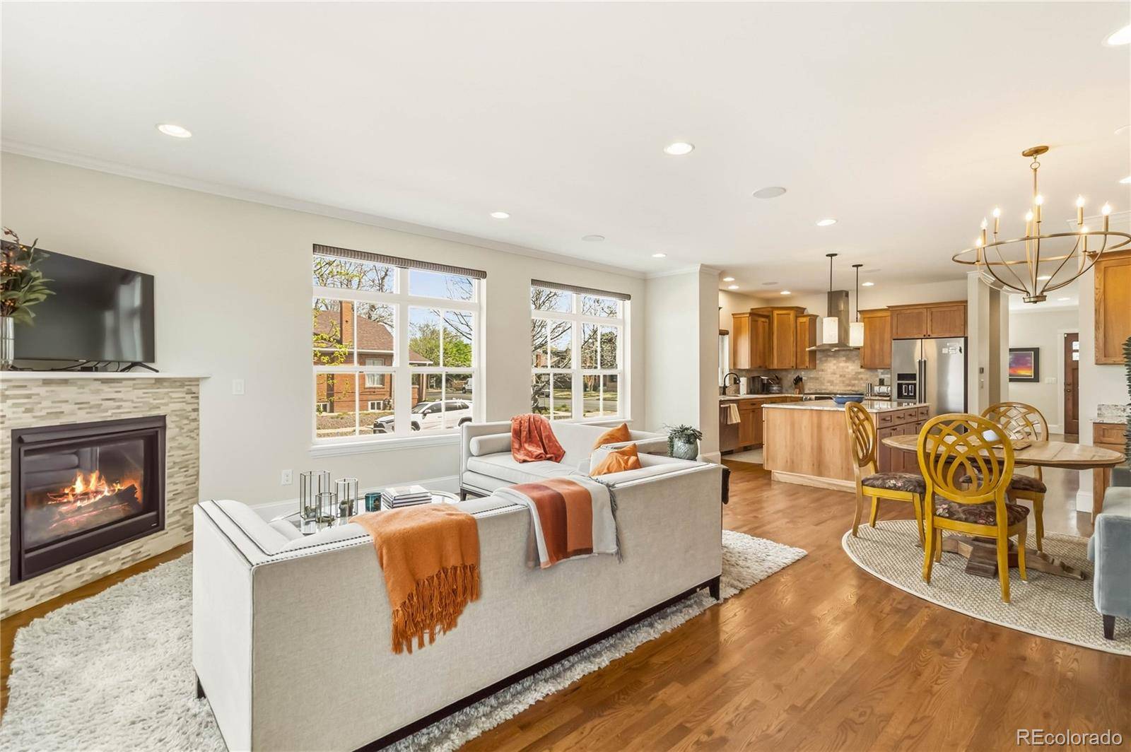 1901 S Logan ST, Denver, CO 80210