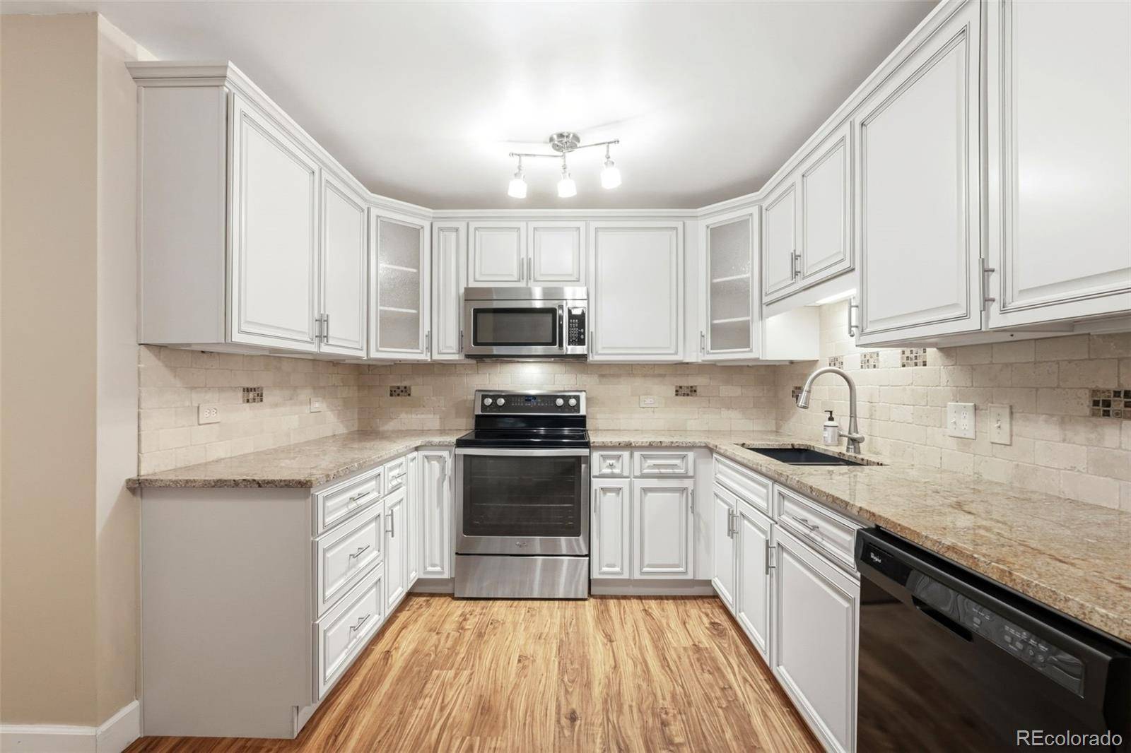 655 S Alton WAY #10A, Denver, CO 80247