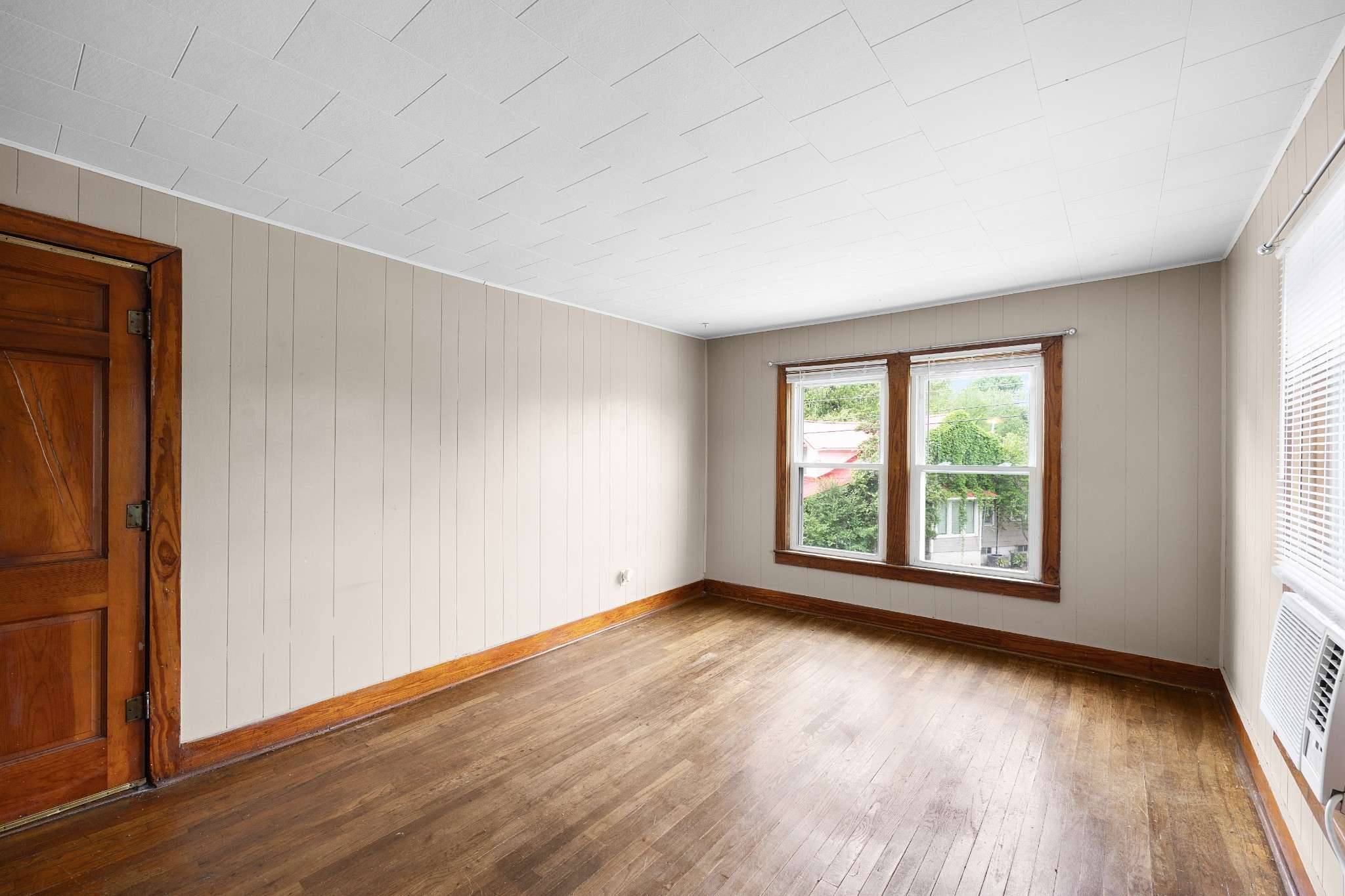 116 Summer St, Martin, TN 38237