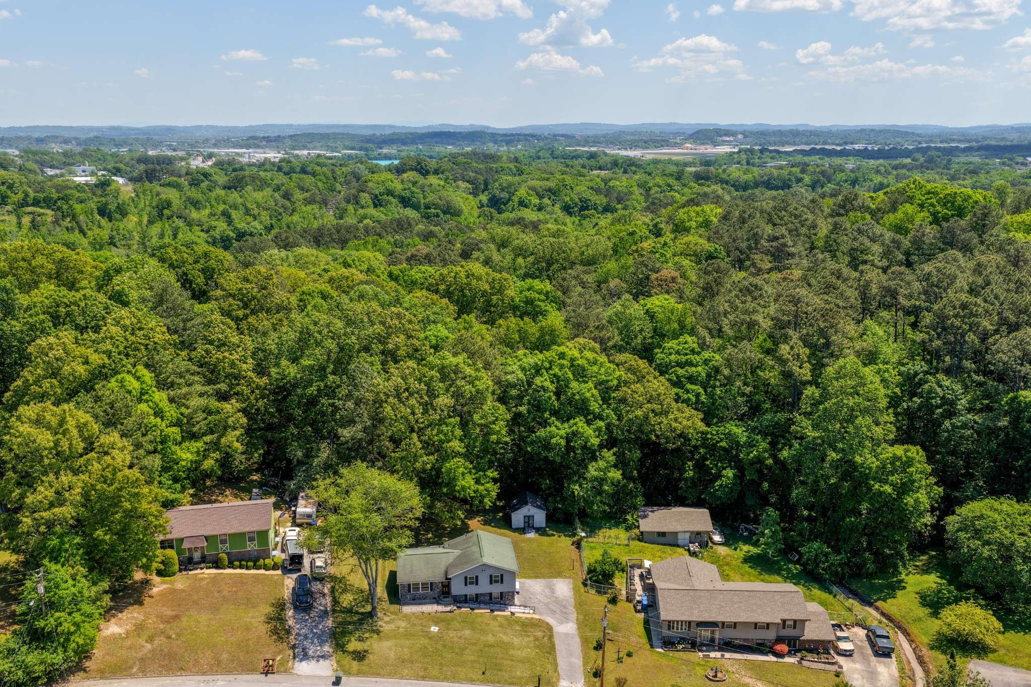 2427 Leann Cir, Chattanooga, TN 37406