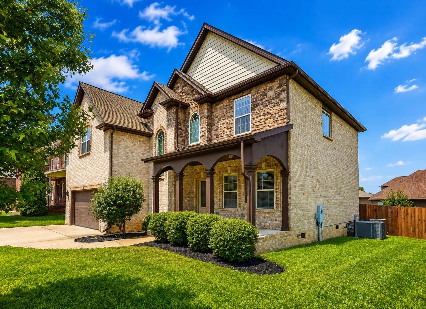 413 Clover Meadows Ct, Clarksville, TN 37043