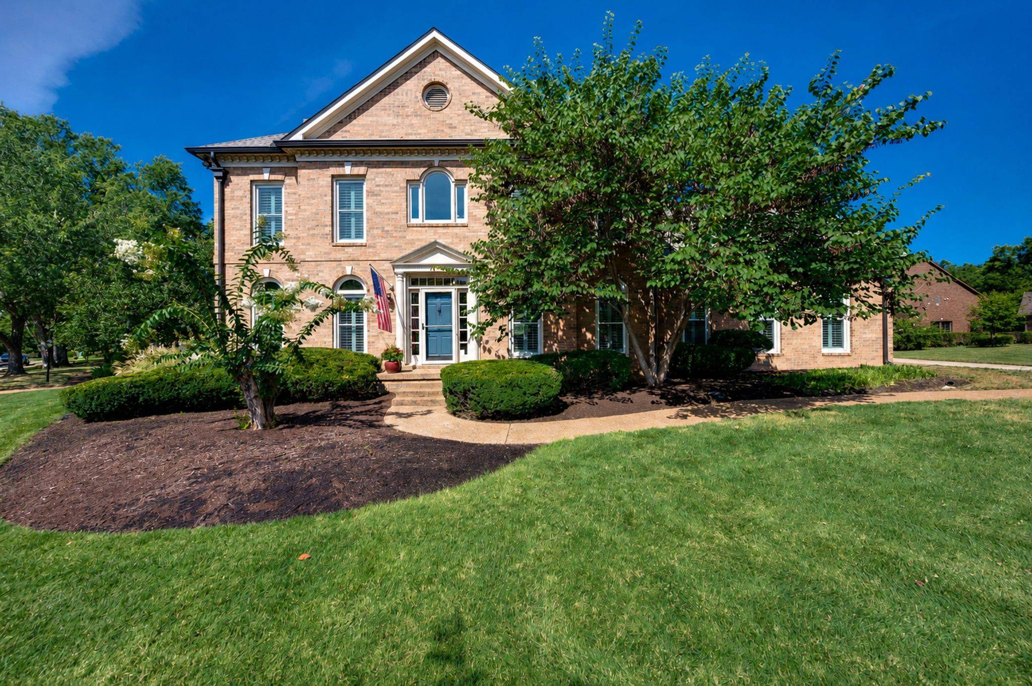 601 Dorshire Ln, Nashville, TN 37221