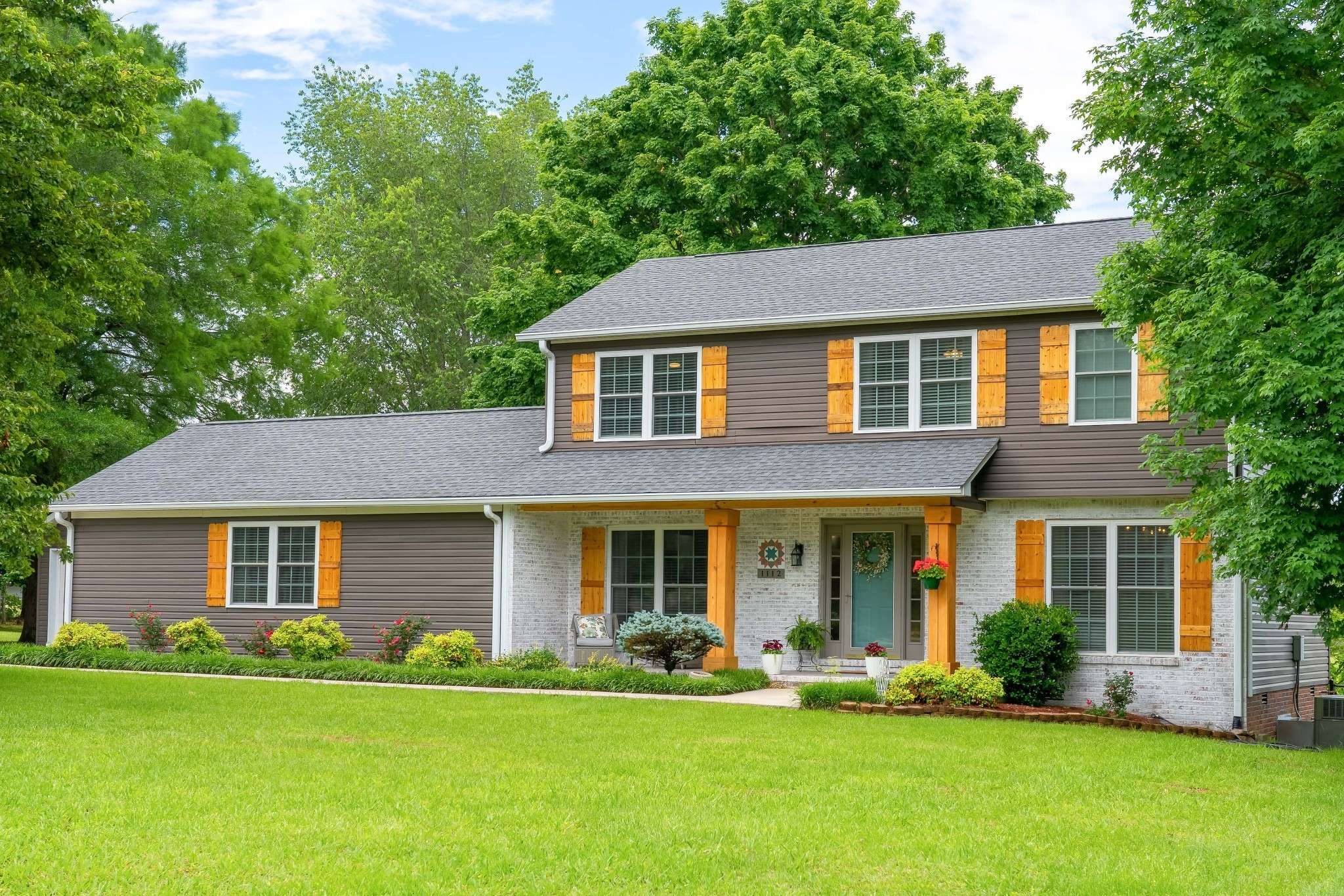 1112 Belmont Dr, Cookeville, TN 38506