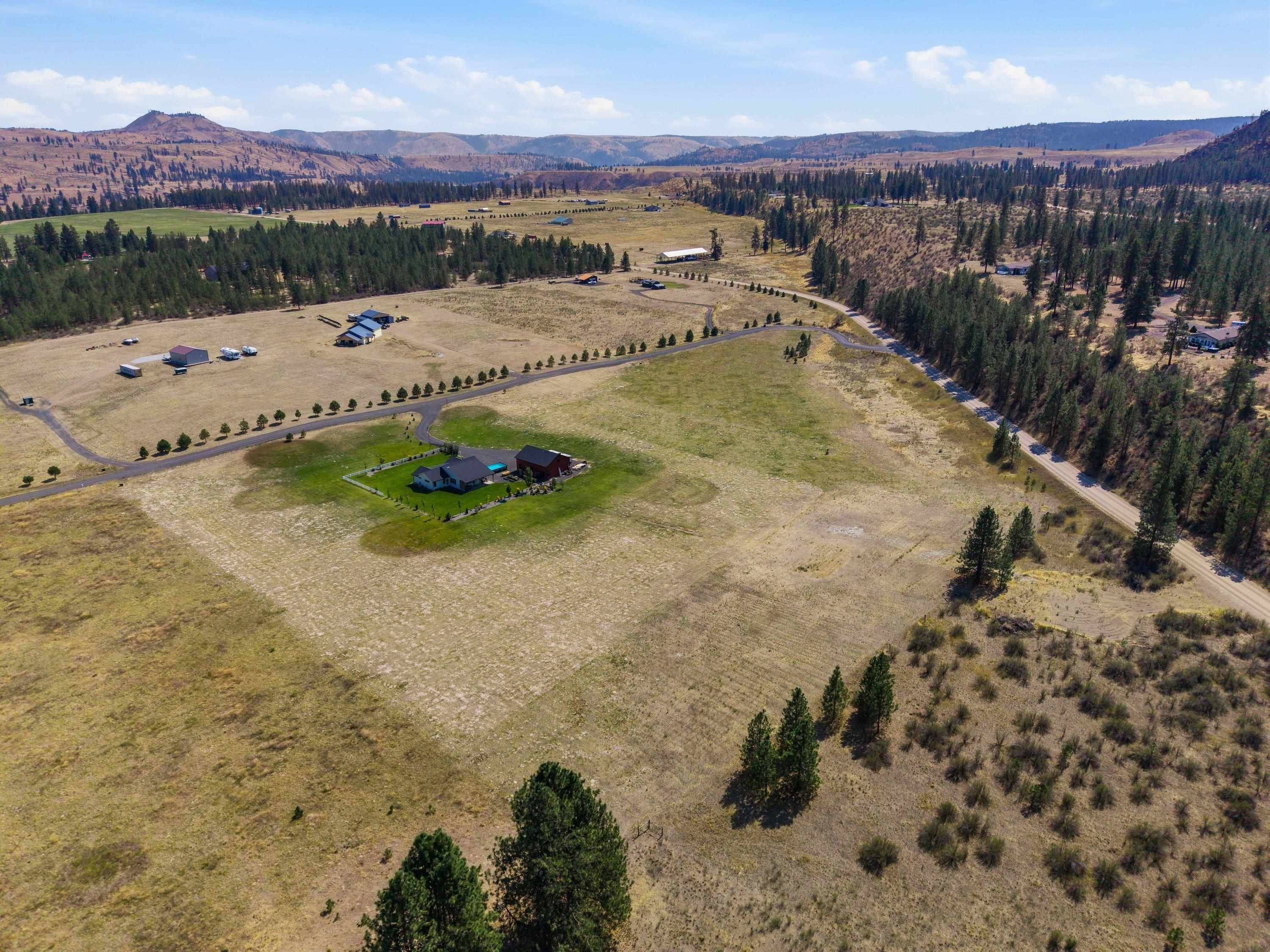 40181 N Barbara Ln, Davenport, WA 99122