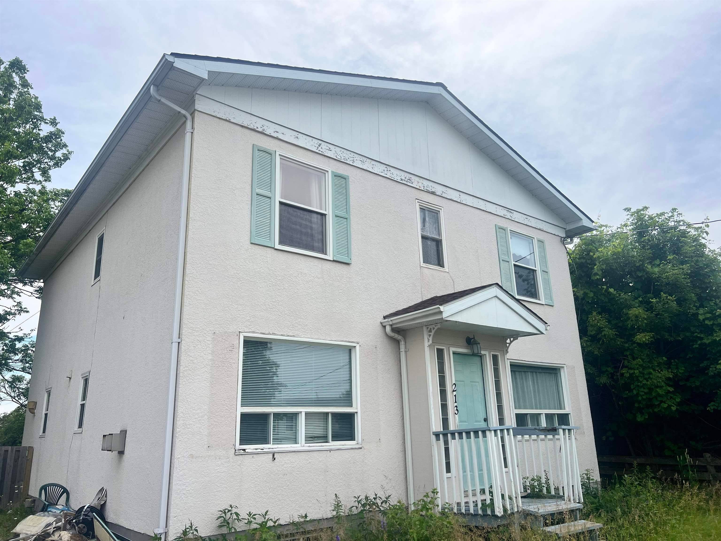 213-215 Gorrie ST, Atikokan, ON P0T 1C0