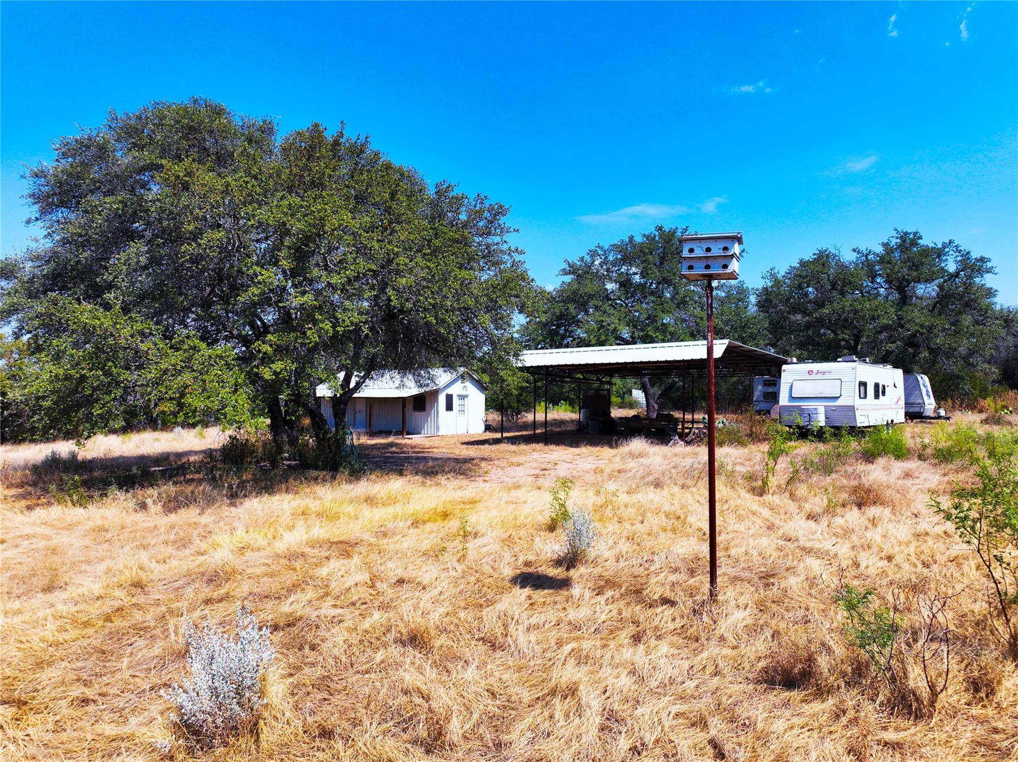 25000 Andrew DR, Spicewood, TX 78669