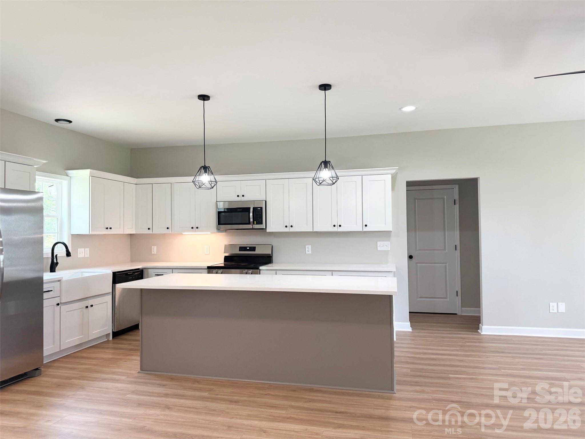 1186 Merribrook LN, Lancaster, SC 29720