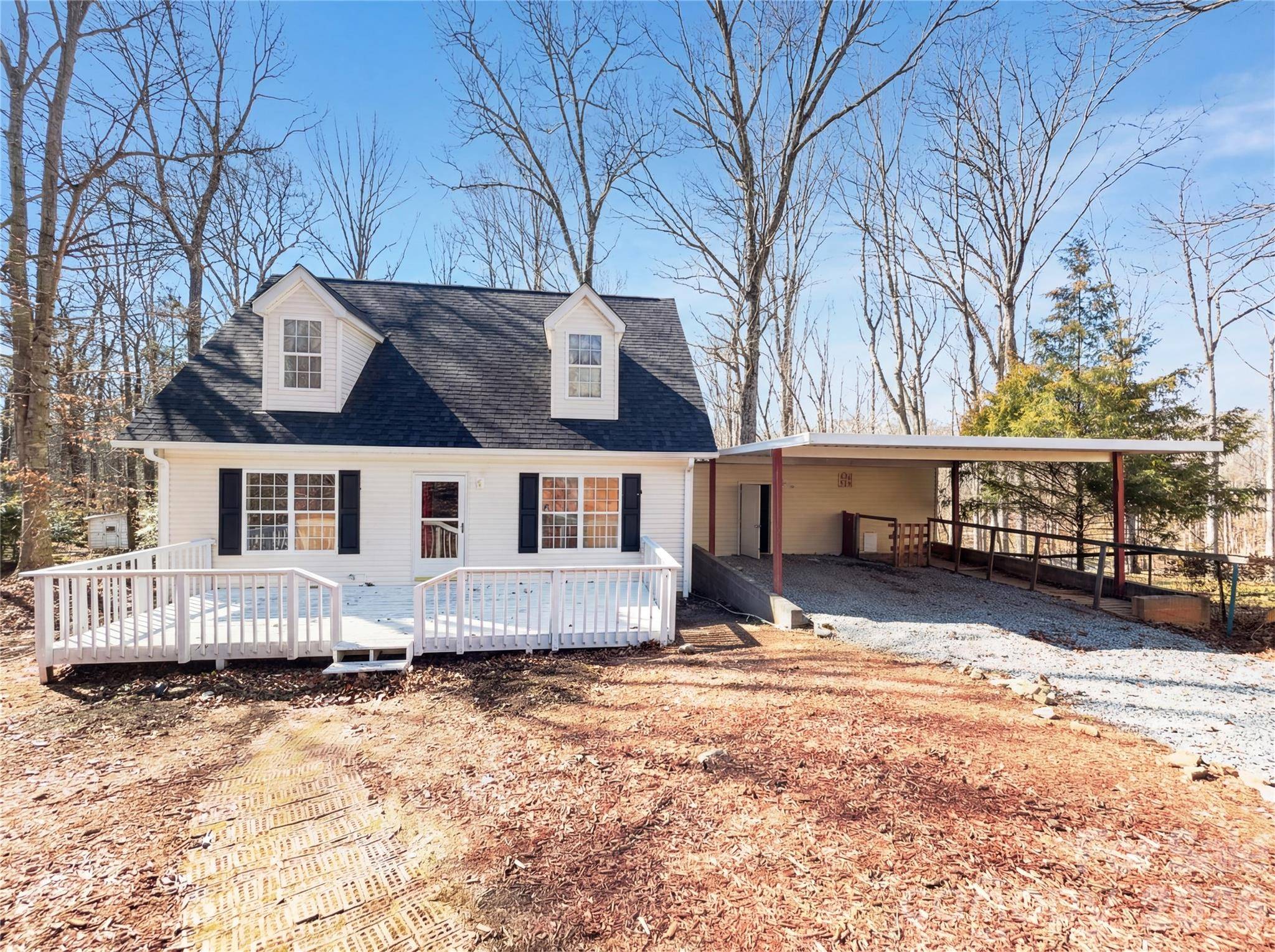 1710 Oak Park CT, Iron Station, NC 28080