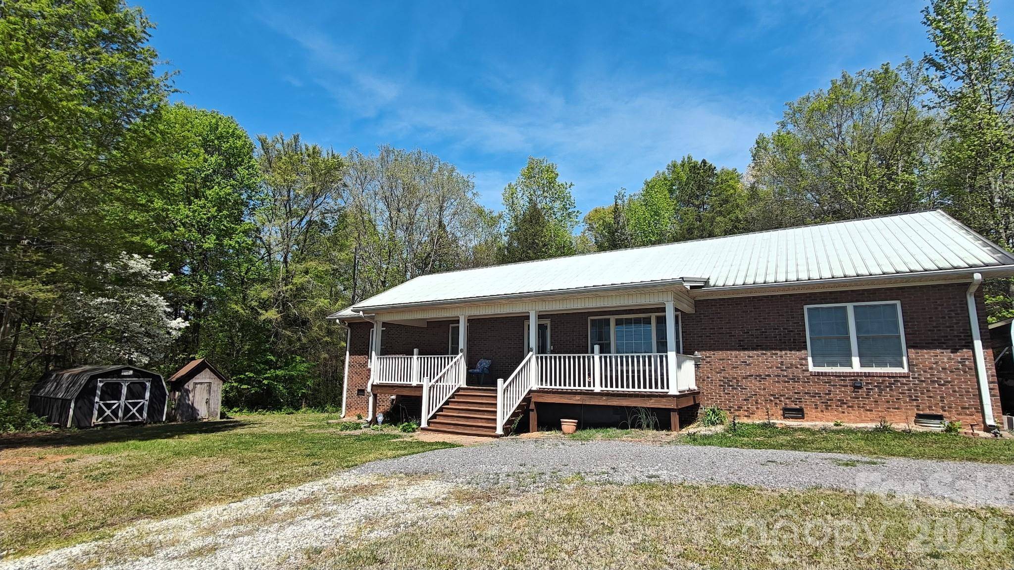 192 Kluenie RD, Mocksville, NC 27028