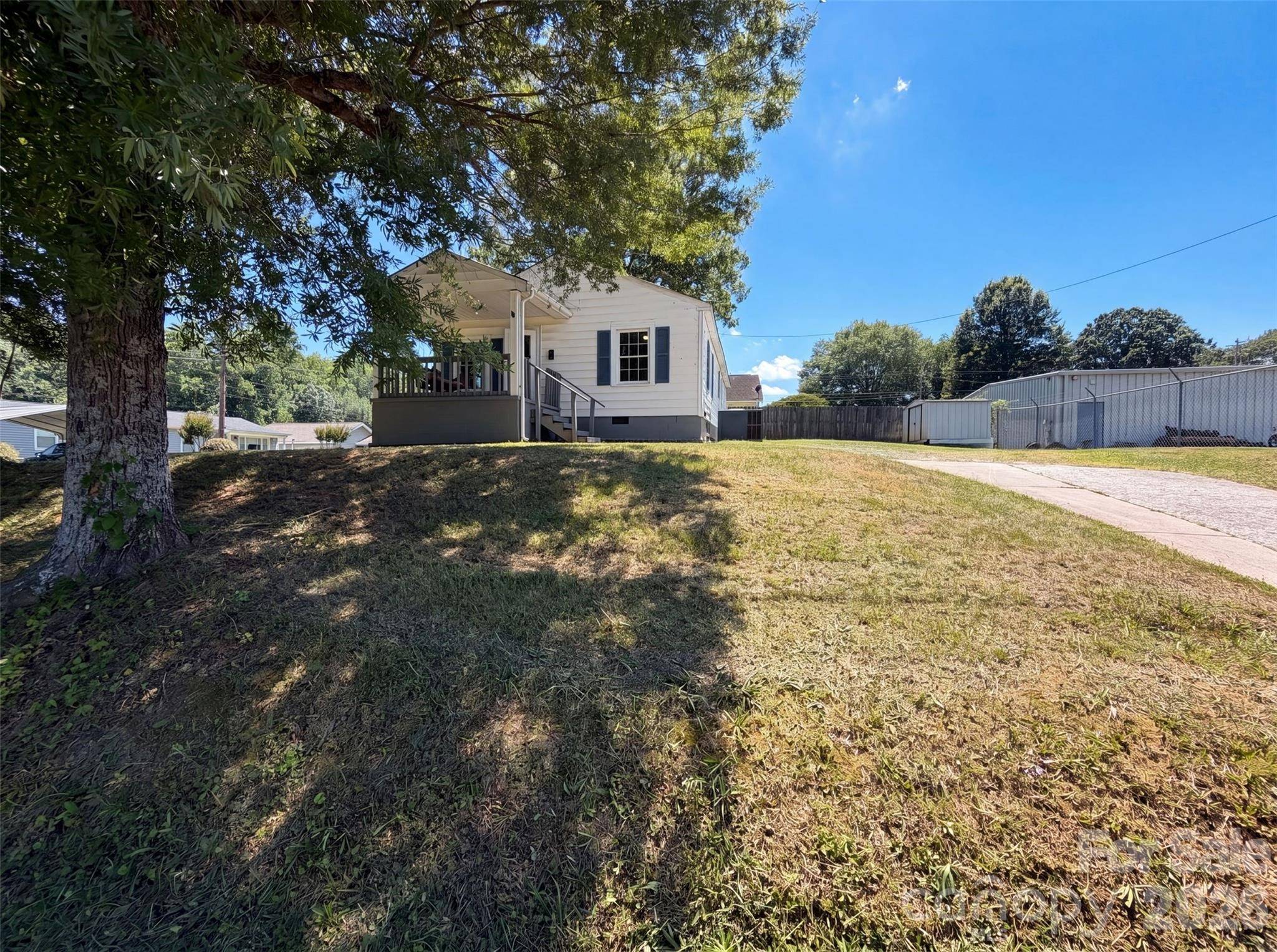 123 E Farmview ST, Gastonia, NC 28054