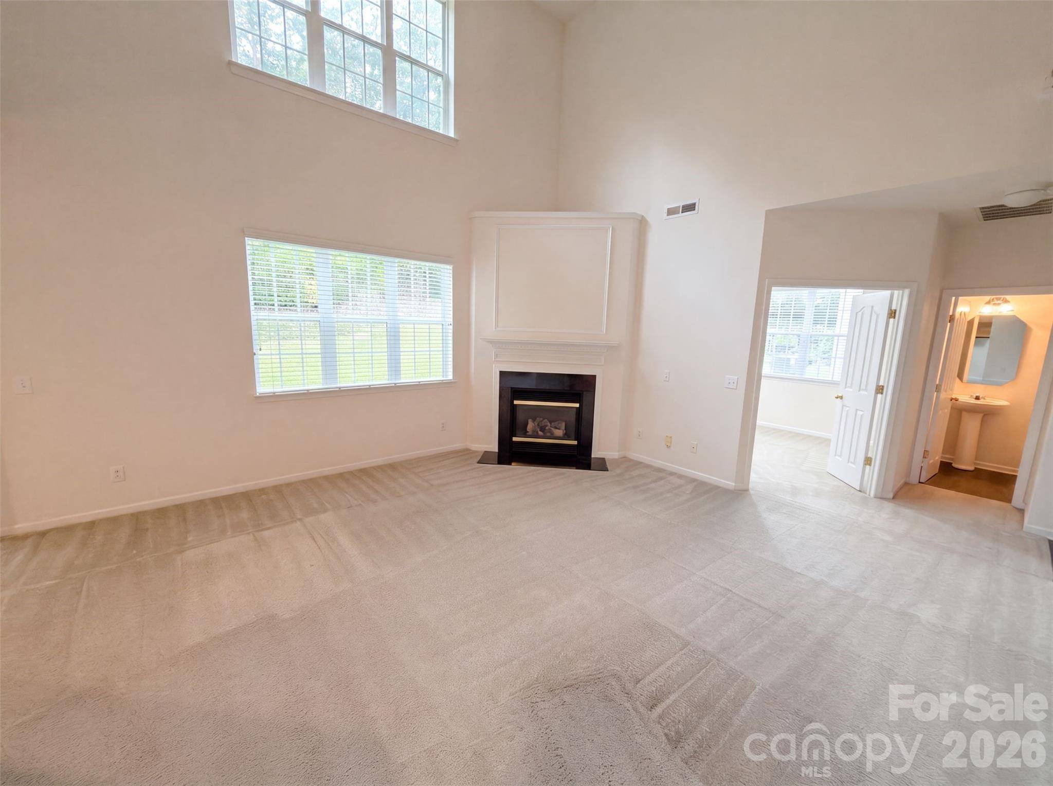 17240 Westmill LN, Charlotte, NC 28277